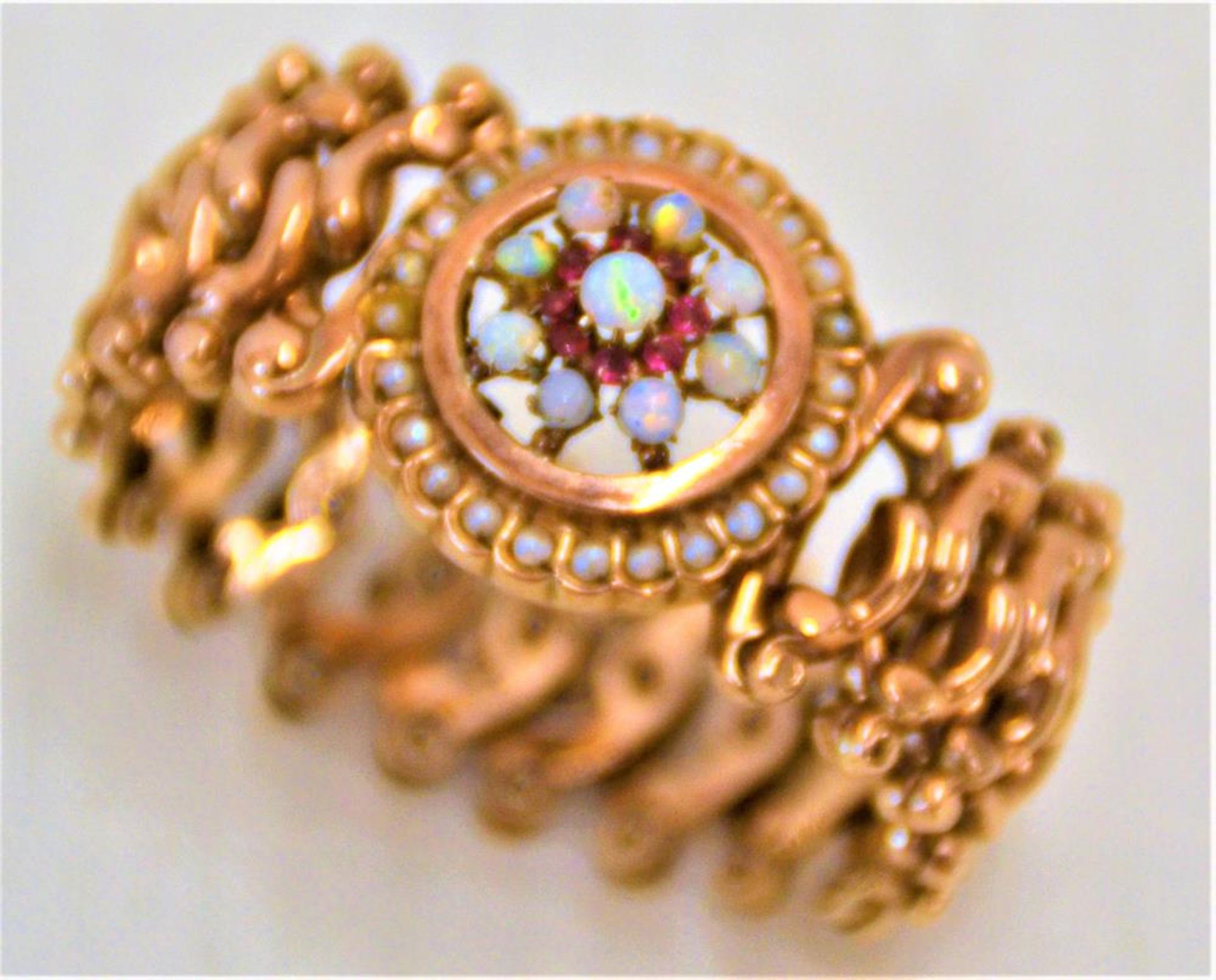 Ziehharmonika Armband 333 Gold um 1900 mit Opalen, Rubinen, Perlen (eine kleine Perle fehlt), 12,9