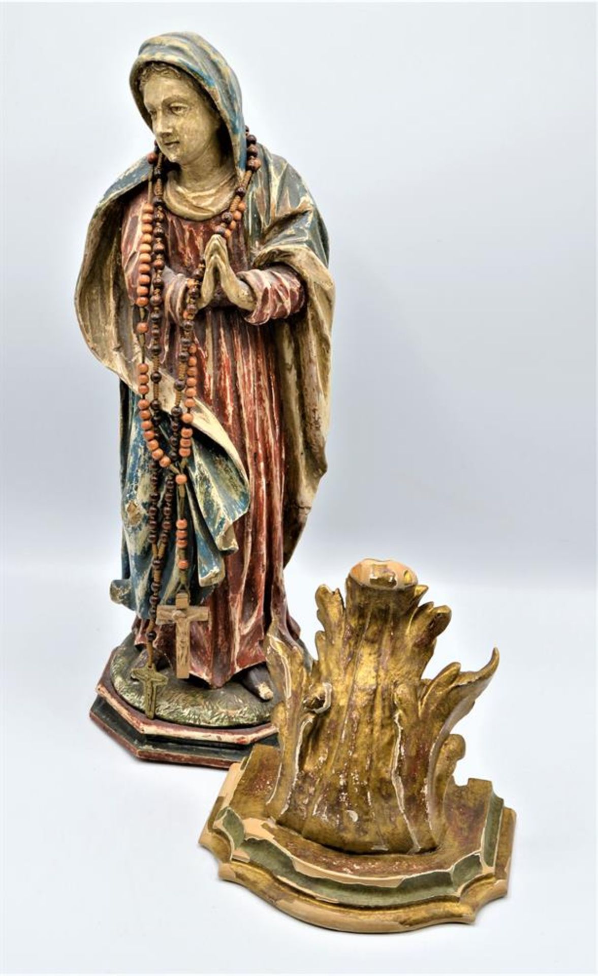 Schnitzfigur Madonna mit Wandsockel 40cm (Wandsockel mit Farbabplatzungen)