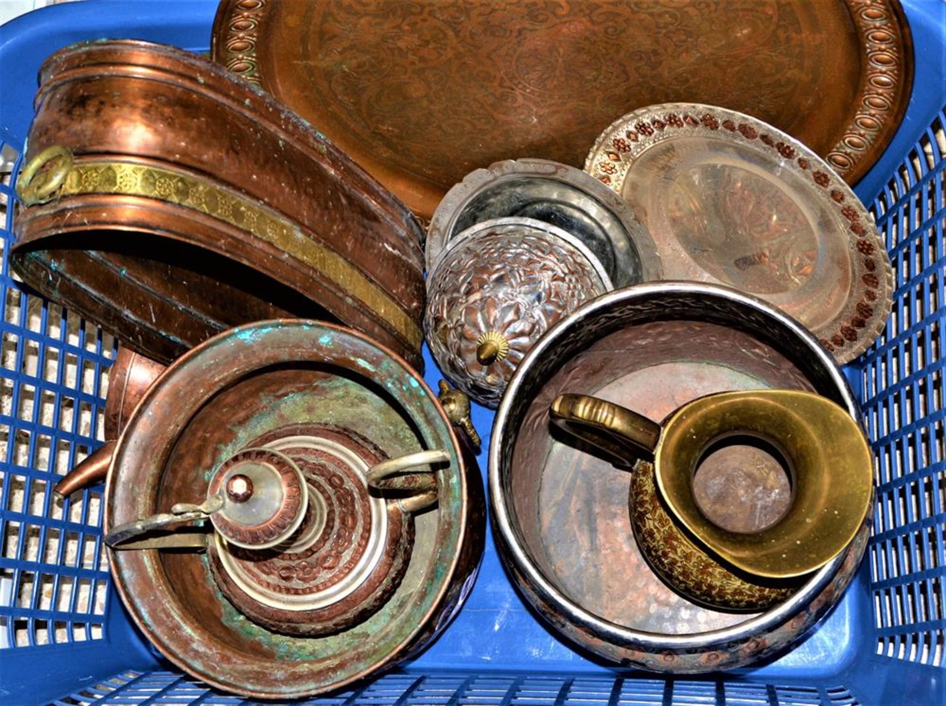 Konvolut Metallobjekte überwiegend alte Kupfergefäße 9-teilig