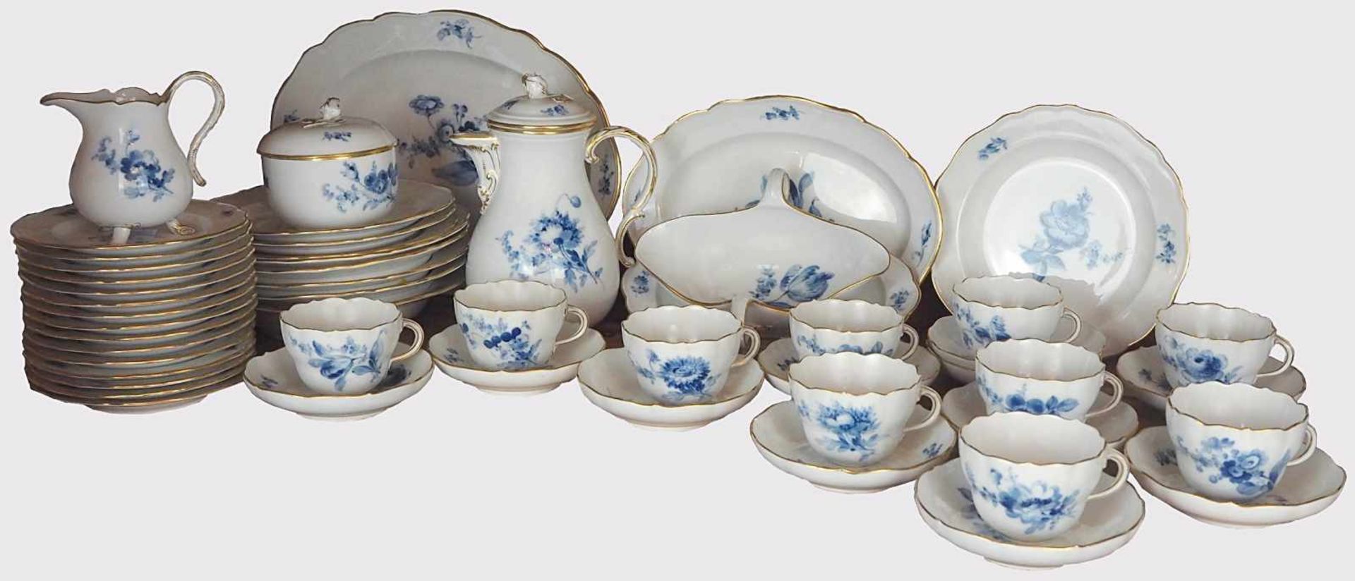 Kaffeeservice PorzellanMEISSEN Knaufschwerter "Blaue Wildblume" für ca. 10 Personen bemalt