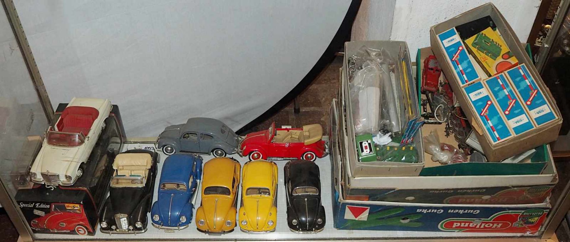 1 Konvolut Spielzeug versch. STEIFF, HERMANN u.a.z.B. Stofftiere, Modellautos, - Bild 2 aus 2