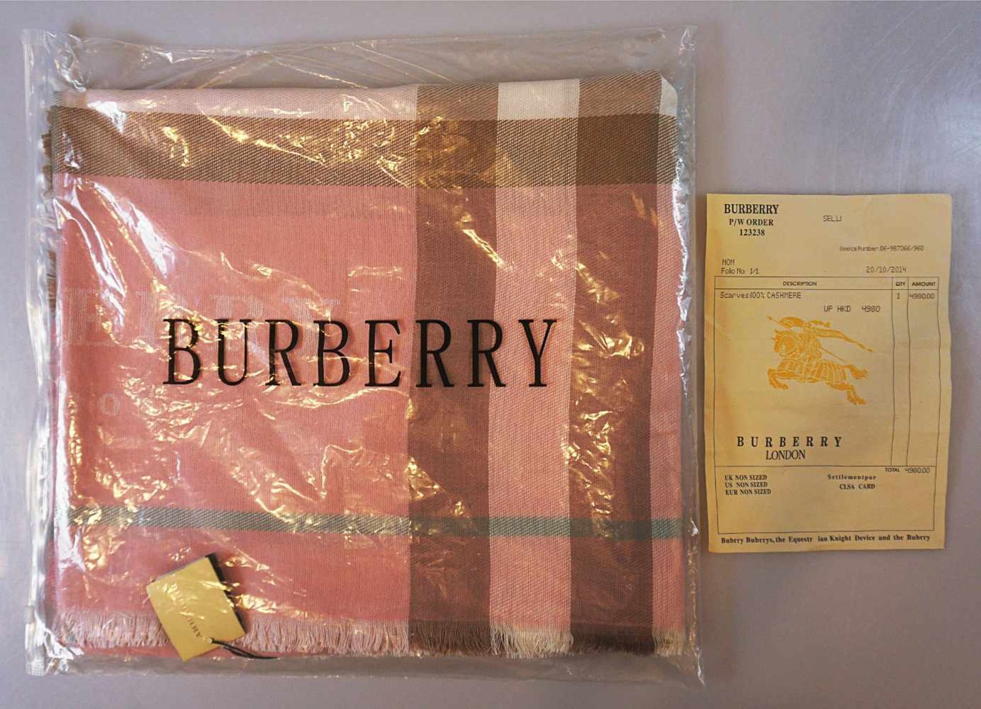 1 Schal BURBERRYKashmir rosa-/mintfarben m. Orig. Rechnung gek. 2014 wohl ungetragen in - Image 2 of 2