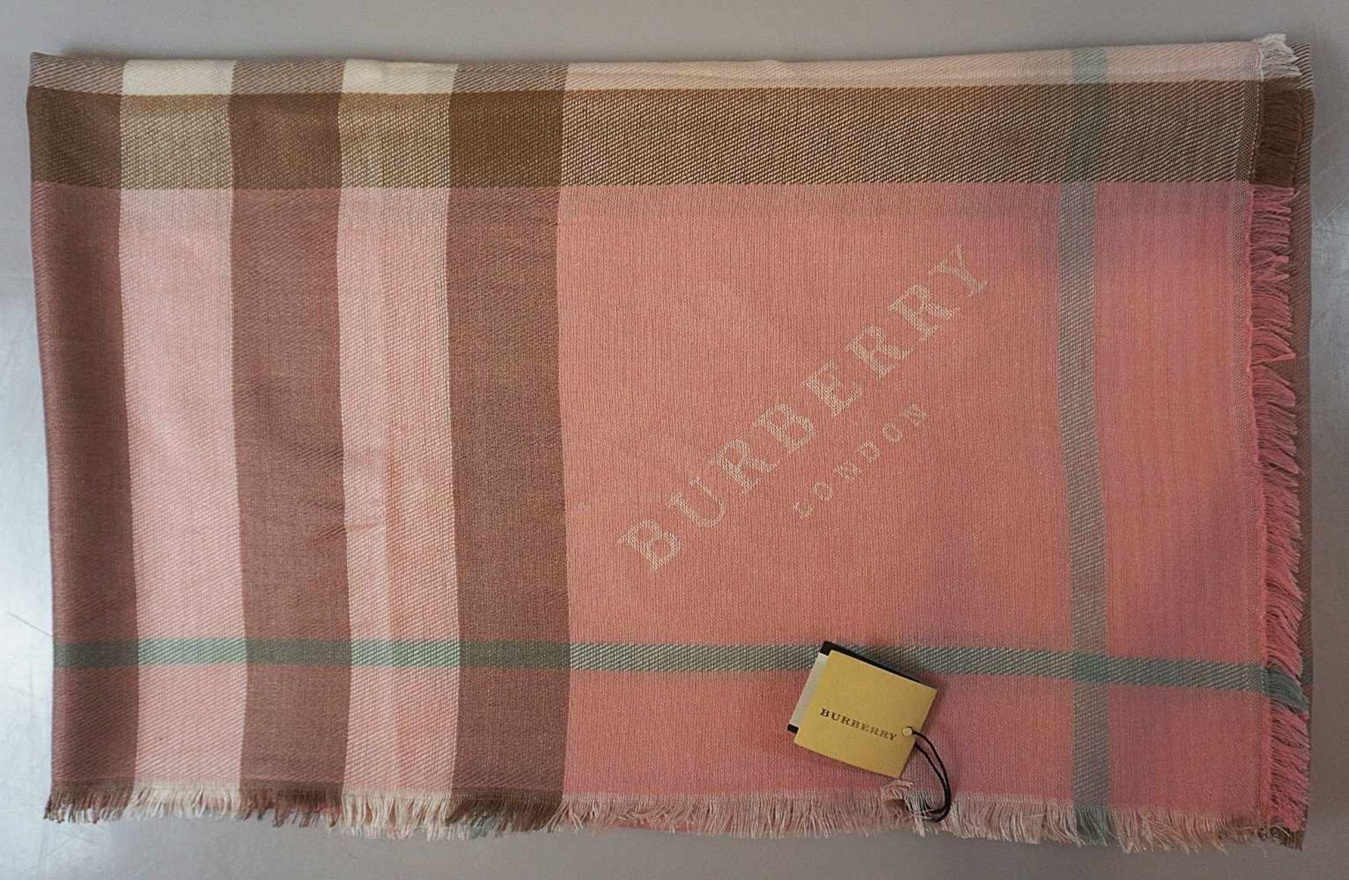 1 Schal BURBERRYKashmir rosa-/mintfarben m. Orig. Rechnung gek. 2014 wohl ungetragen in