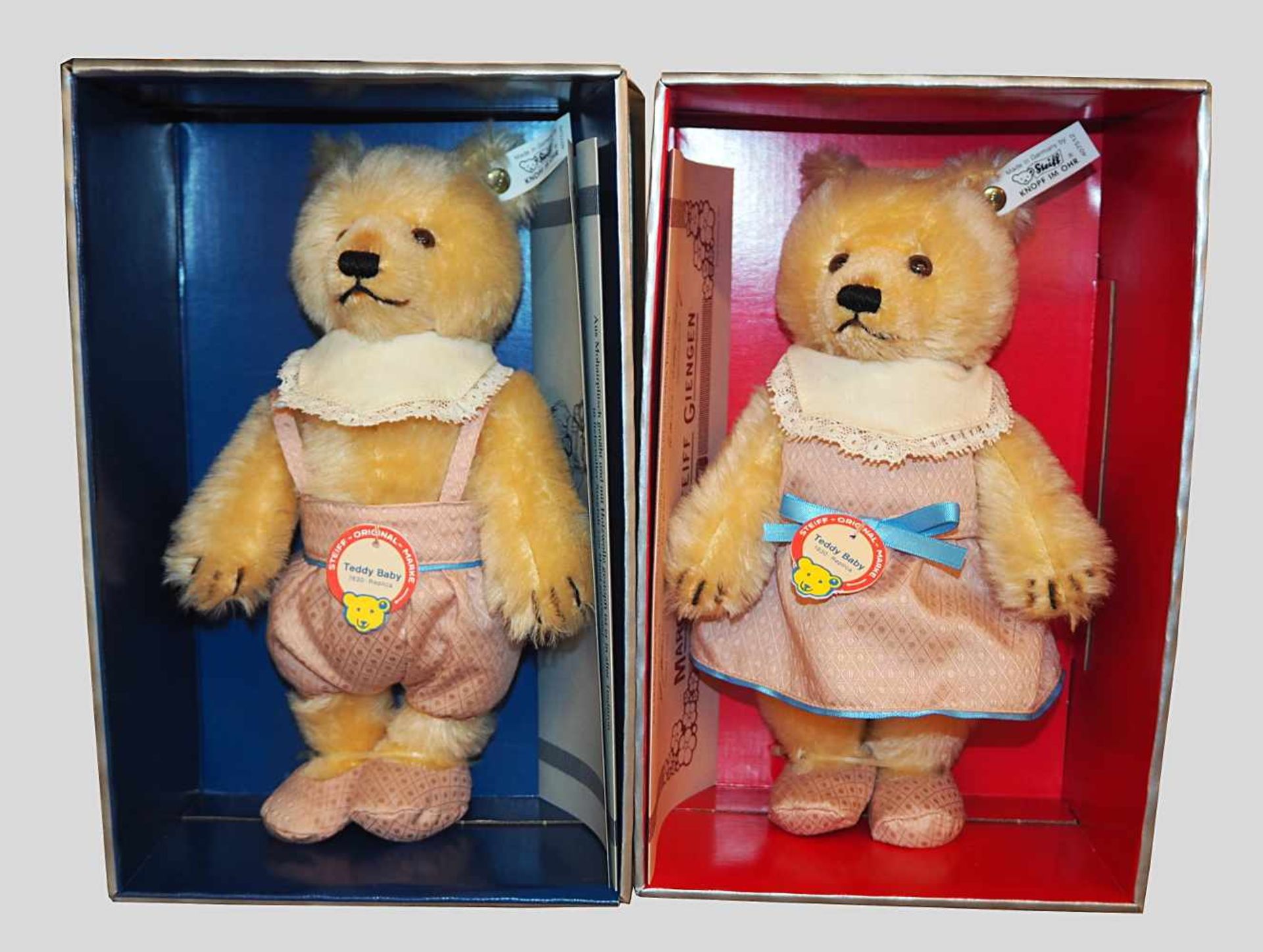 1 Pendant Teddybären/Sammlerbären STEIFF "Teddybaby Mädchen und Junge"Replika nach Vorbildern von