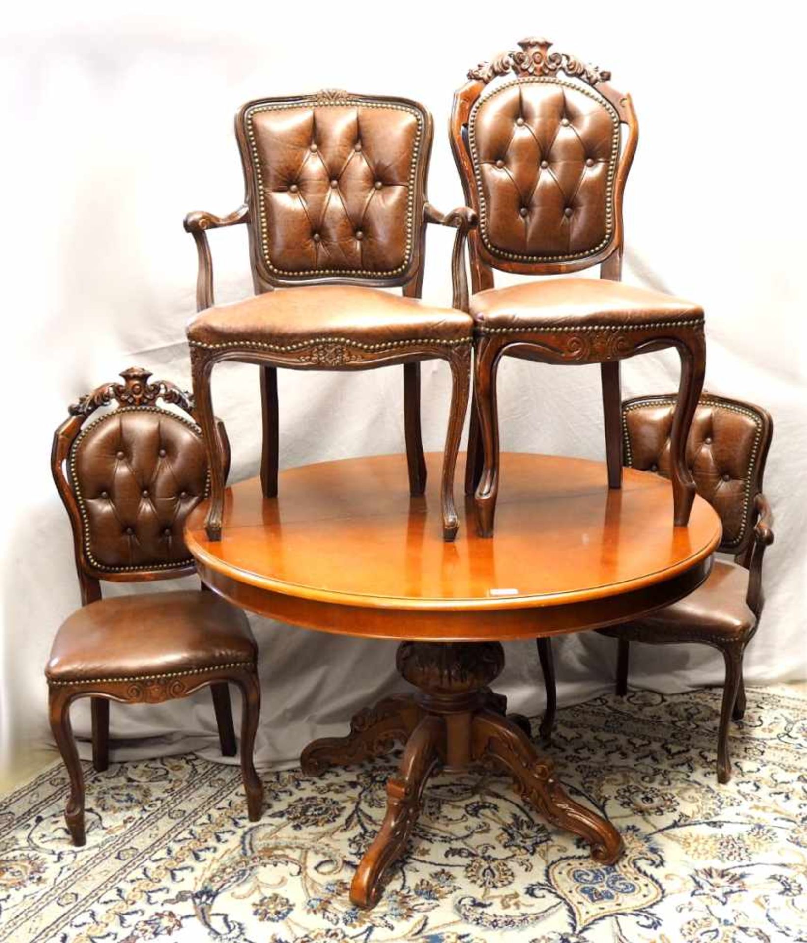 1 SitzgarniturHolz Stil Wiener Barock Tisch runde Pl. D ca. 120cm ausziehbar m. 4 Stühlen brauner