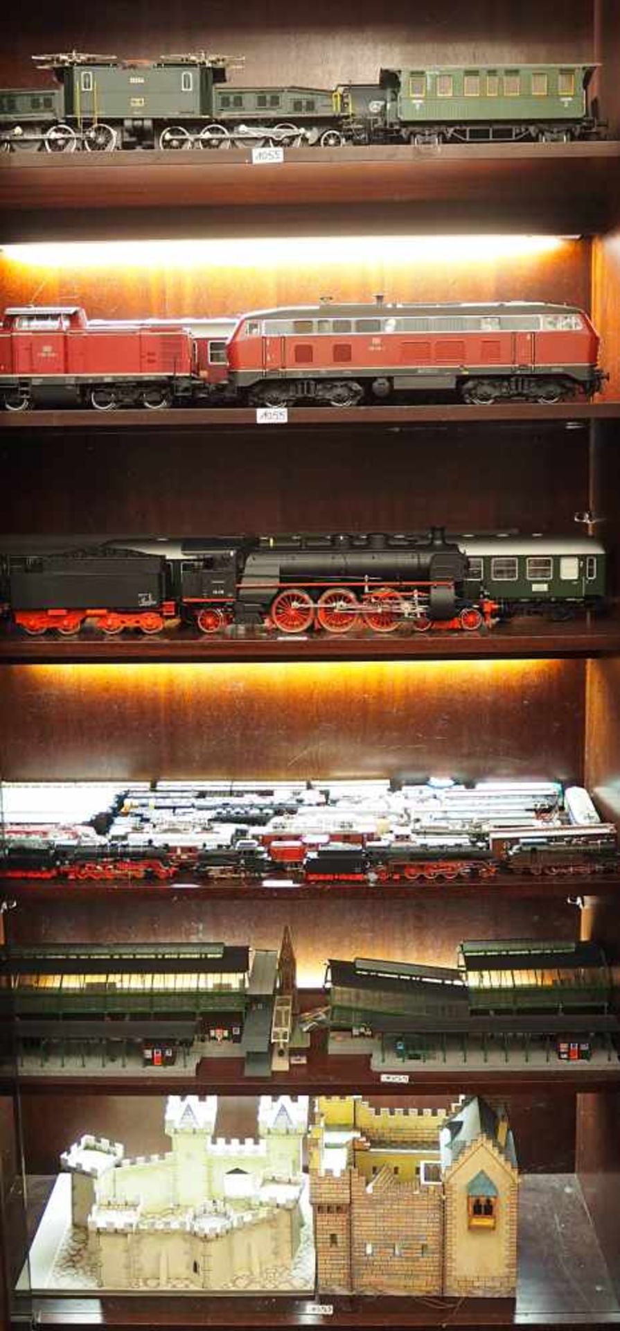 1 großes Konvolut Modelleisenbahn u.a. Spur N, Spur H0, Spur 1 u.a. versch. Marken, z.B.MÄRKLIN, - Bild 33 aus 43