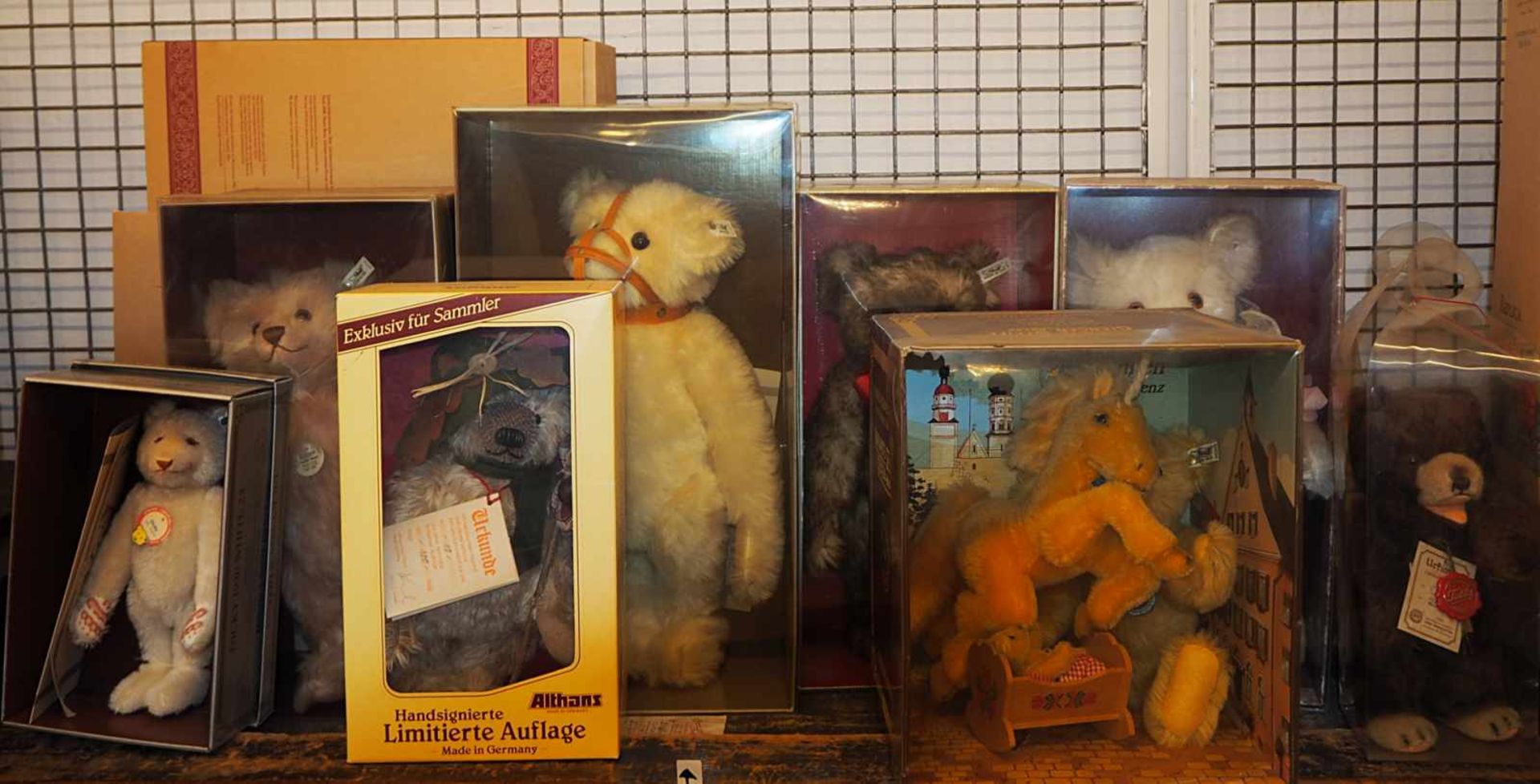 1 großes Konvolut Teddybären/Sammlerbären STEIFF, ALTHANS, HERMANN u.a.Replika und limitierte - Bild 2 aus 5