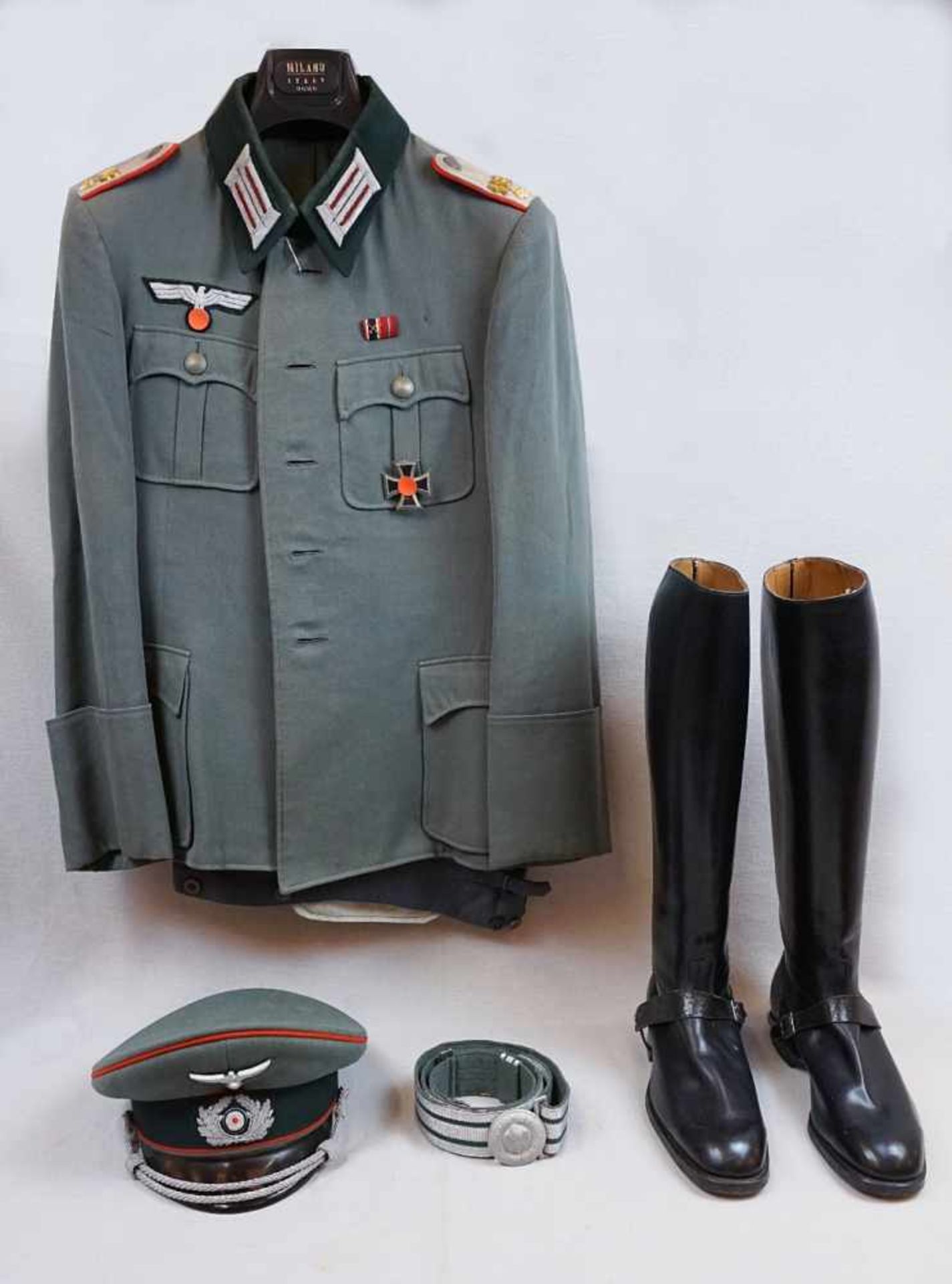 1 Uniform 3. Reich Oberleutnant der 173. Artillerie (wohl Regensburg)Uniformjacke, Hose,