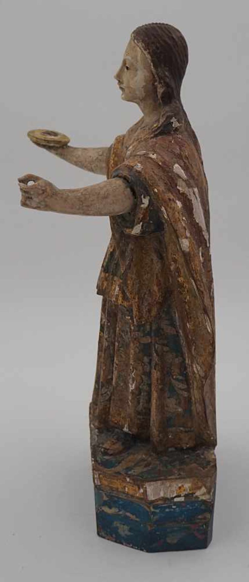 1 Statuette "Santa Luzia" wohl 18/19.Jh./Spanien, Holz geschnitzt, polychrome Fassung goldstaffie - Bild 4 aus 4