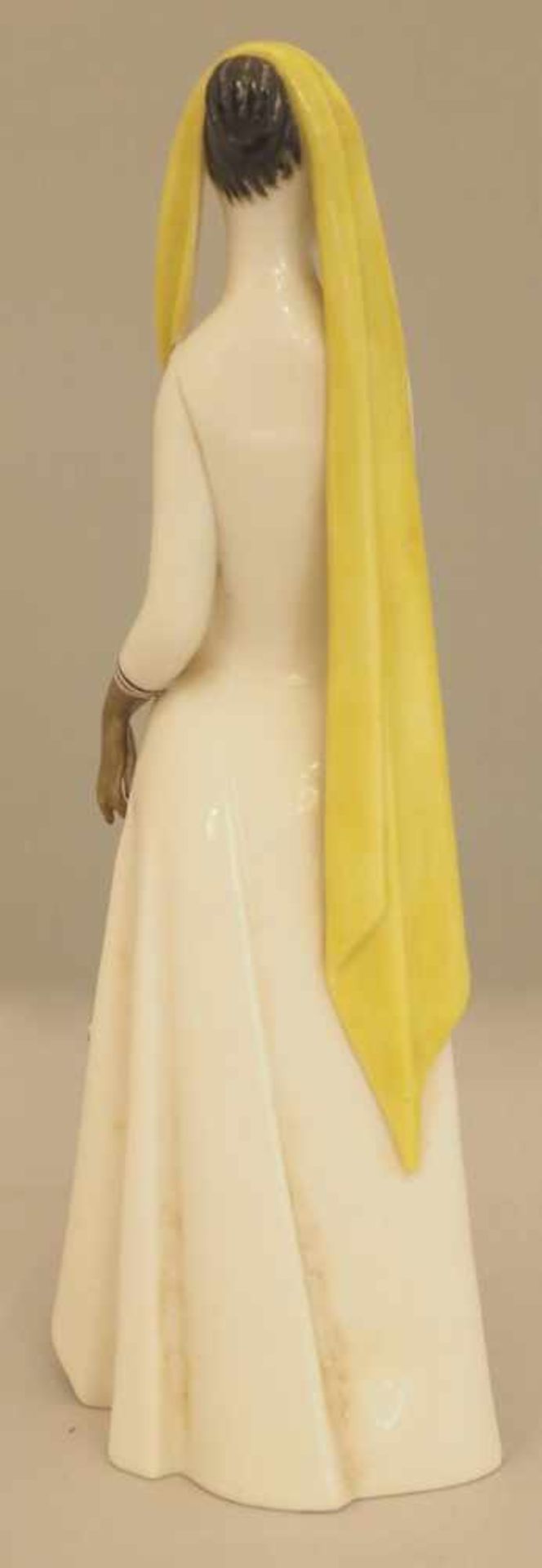 Figur Porzellan NYMPHENBURG "Elegante Dame mit Schleier", Entwurf Johanna KÜNZLI wohl um 1955,</ - Bild 3 aus 5