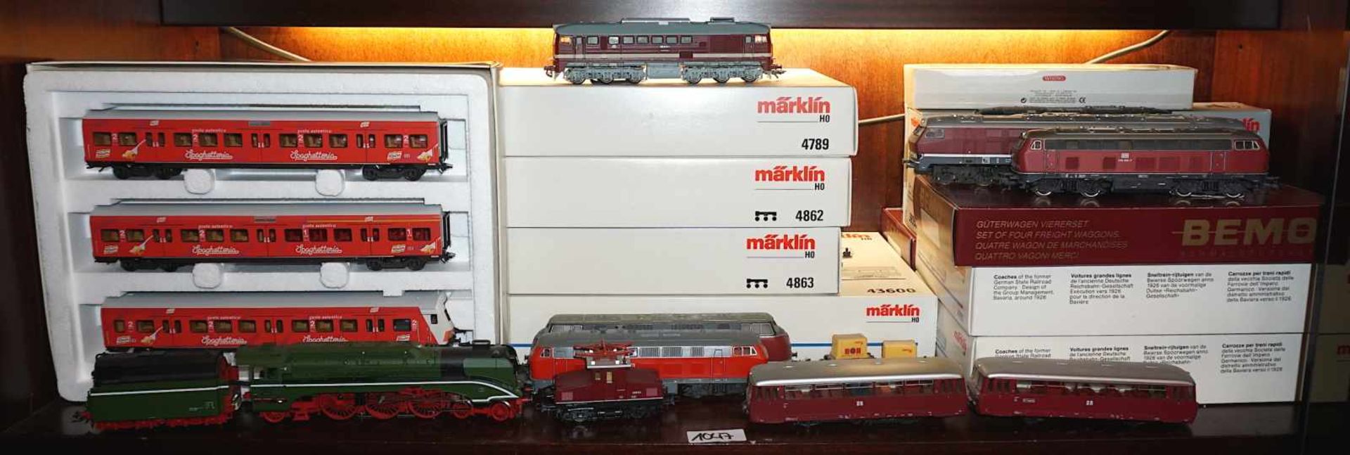 1 Konv. Modelleisenbahn MÄRKLIN, BEMO, ROCO, LIMA u.a. viele Loks z.B. Krokodil und Waggons - Bild 4 aus 6