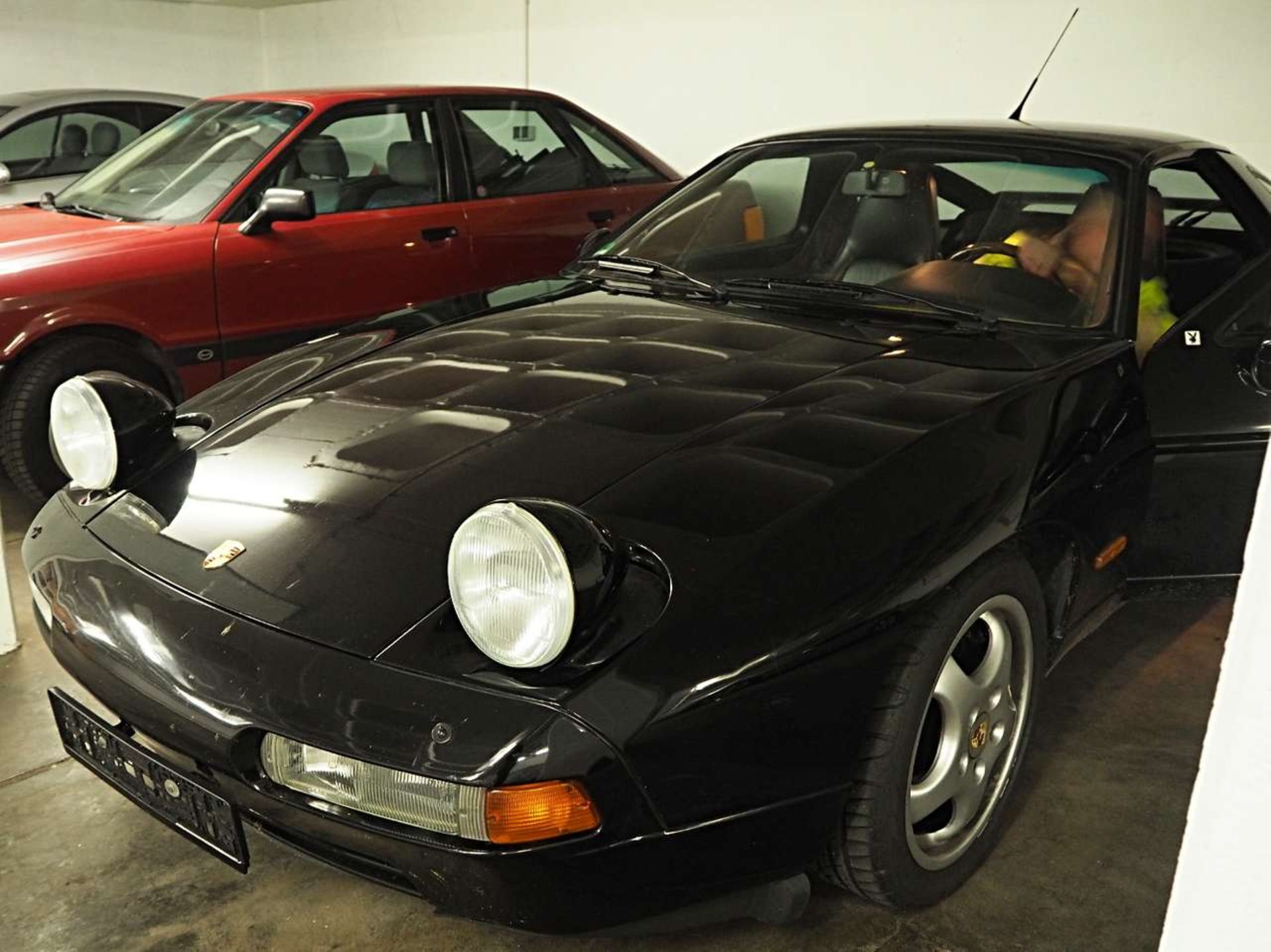 1 PKW PORSCHE 928 GTS Bj./Erstzul. März 1993 - Image 5 of 7