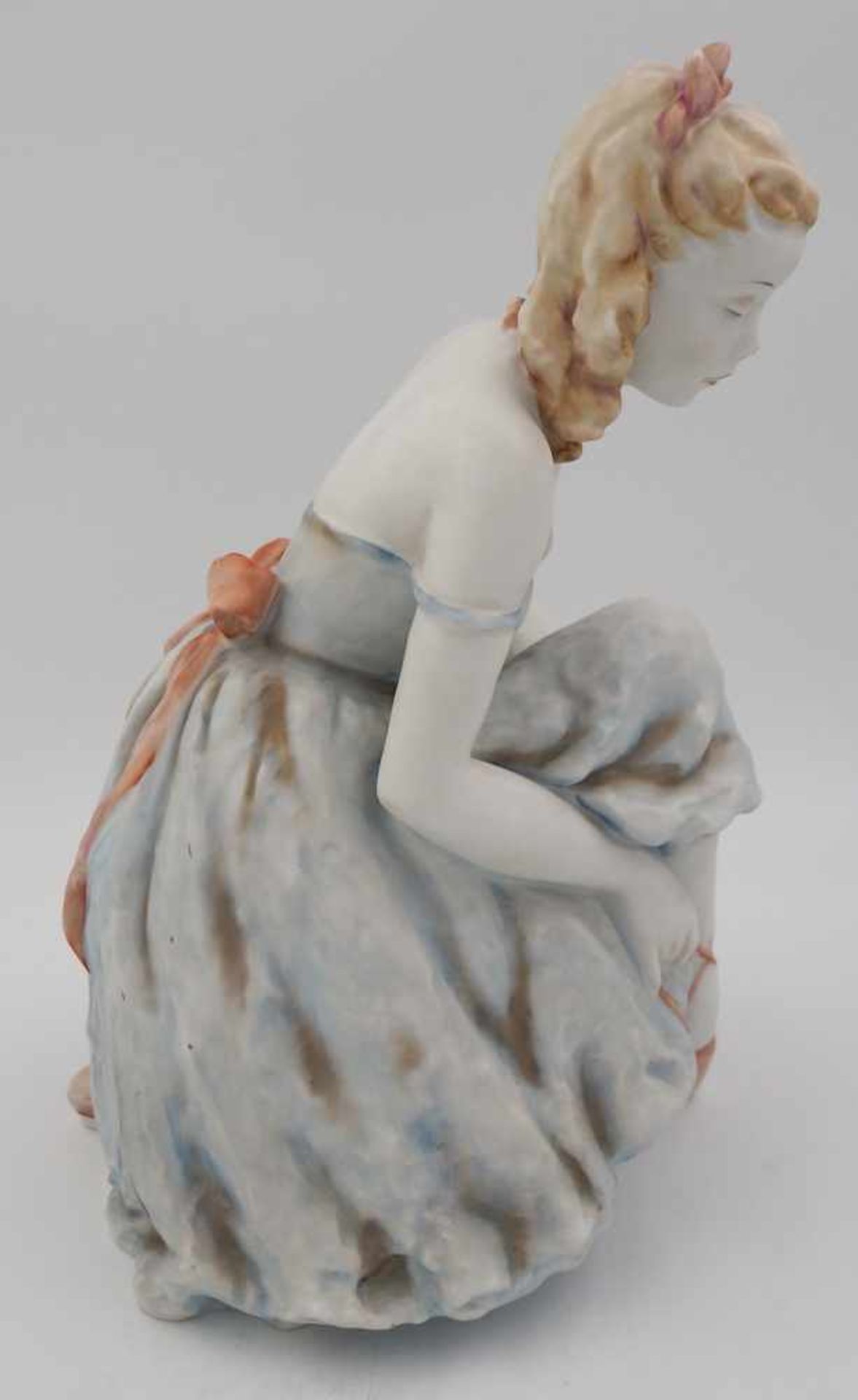 1 Figur Biskuitporzellan ROSENTHAL "Ballerina beim Schuhebinden" - Bild 4 aus 5