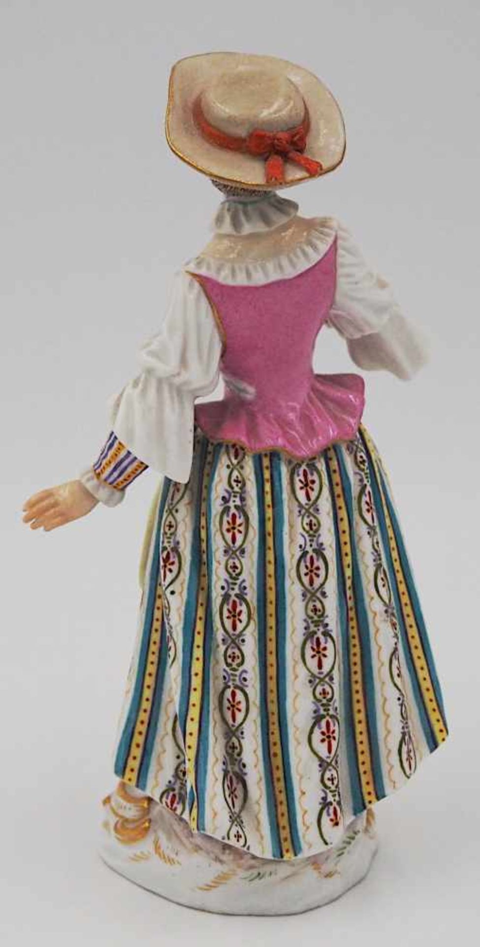 1 Figur Porzellan MEISSEN Knaufschwerter "Sängerin"auf Rocaillensockel bem. goldstaff - Bild 2 aus 4