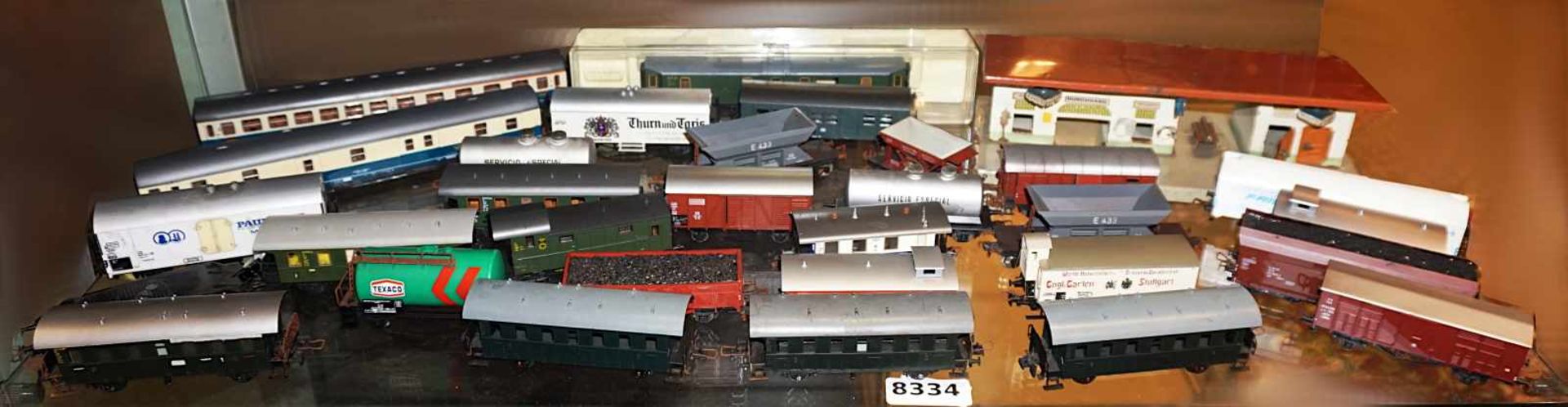 1 Konv. Eisenbahnwaggons versch. Marken, z.B. MÄRKLIN, PIKO, LILIPUT, TRIX u.a.Rangie - Image 2 of 2