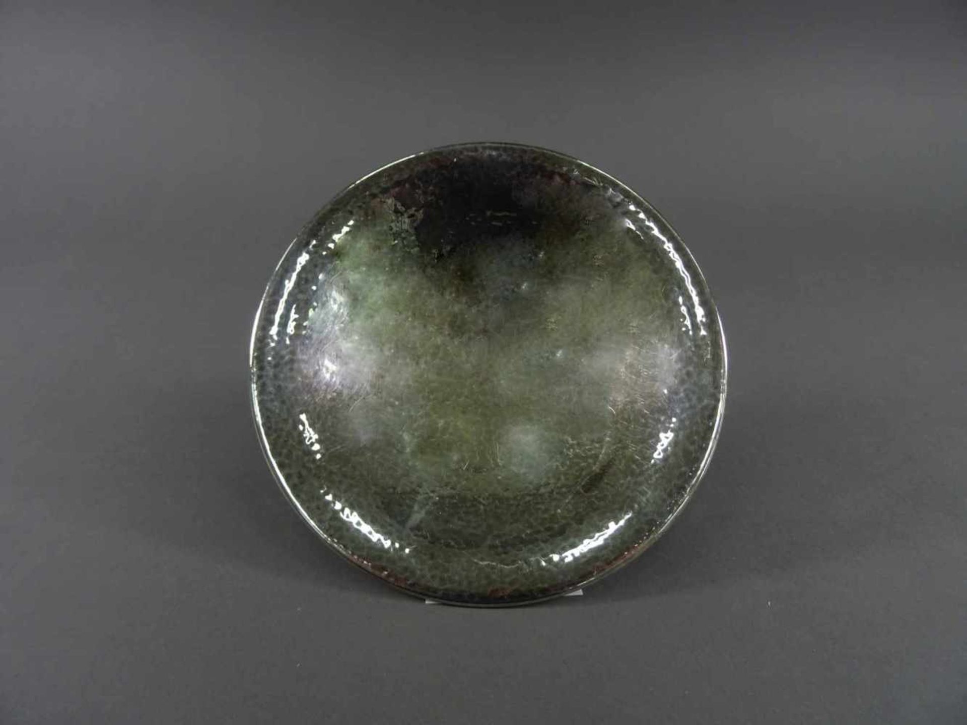 Schale, 835 Silber, Wilhelm Binderauf vier Kugelfüßen, D = 14,5 cm, ca. 100 g