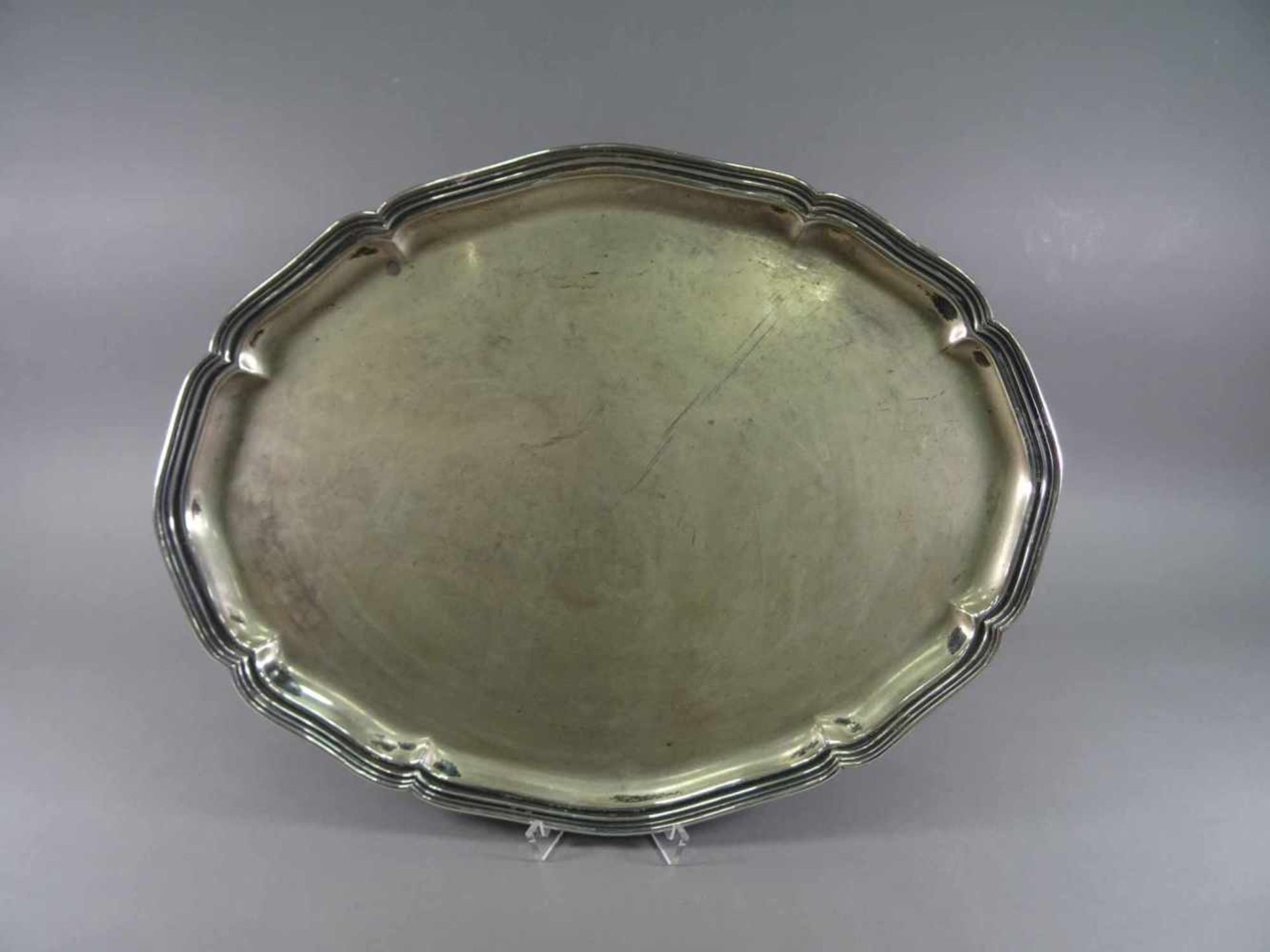 Tablett, 830 Silbereingezogener Rillenrand, oval, L = 46 cm, ca. 1.054 g, Kratzspuren