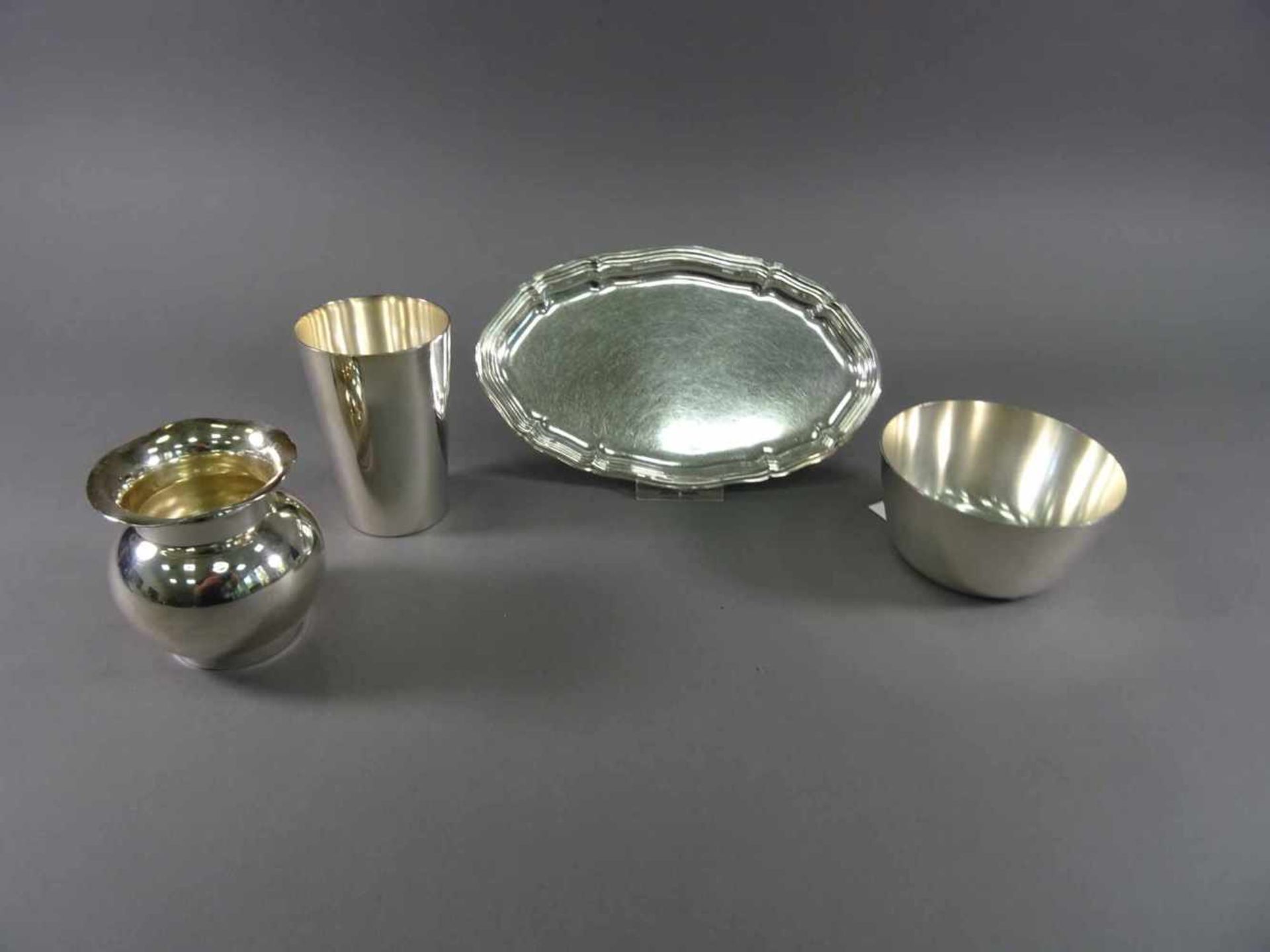 Tablett, Becher, Vase und Fingerschale835 bzw. 925 Silber, verschiedener Hersteller, L = 19,5 cm,