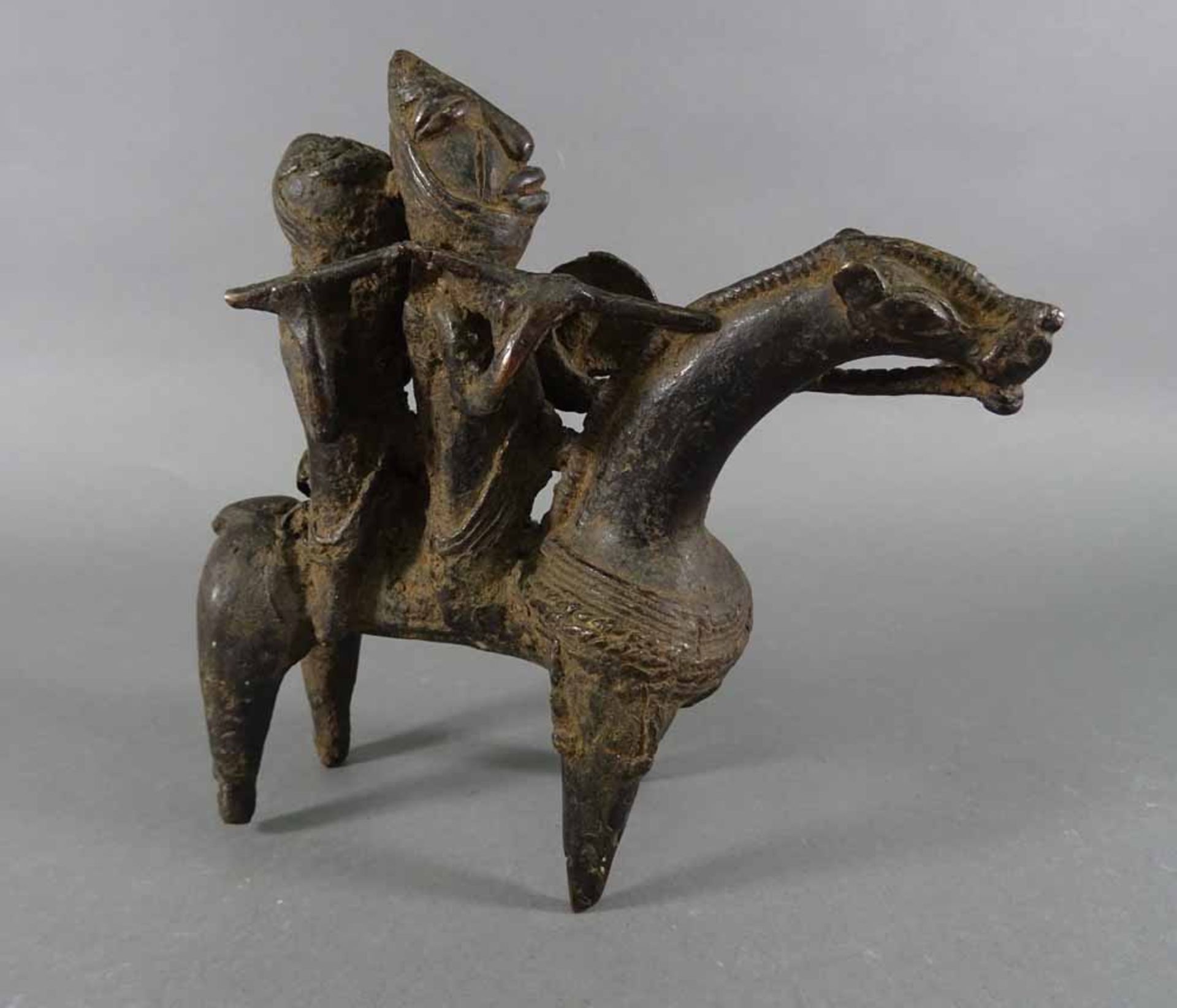 Reiterpaar, Bronze, Afrika, H = 22 cm
