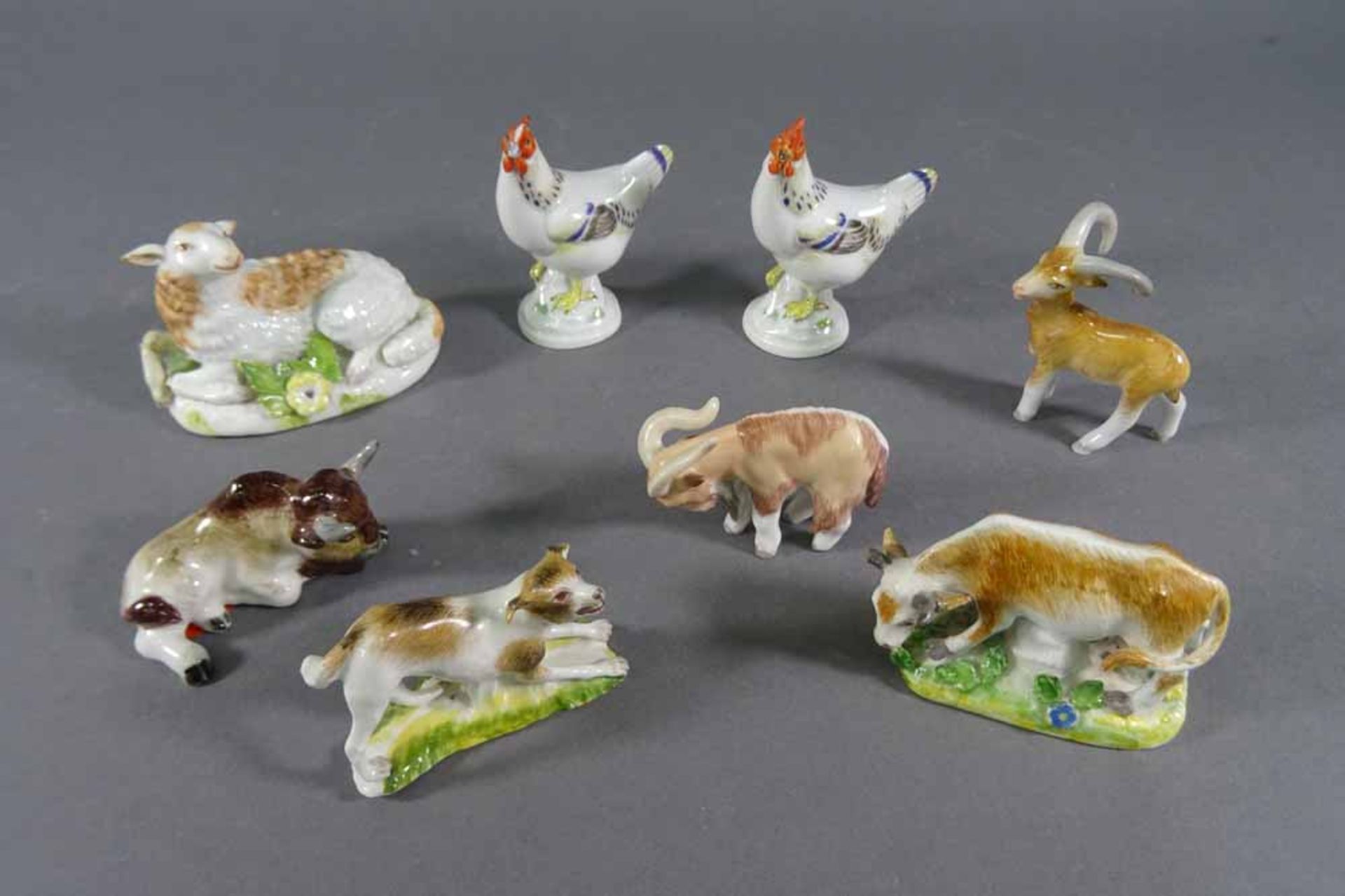 Acht Tierfiguren, darunter Meissen und