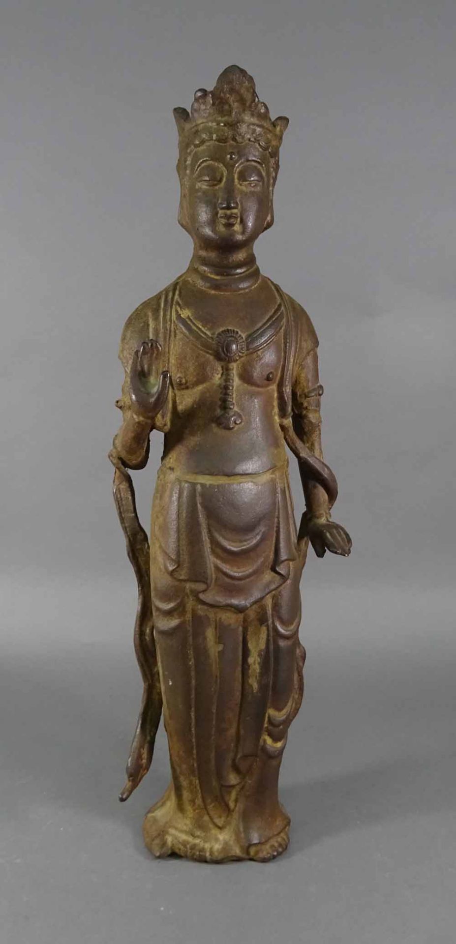 Skulptur, 'Guanyin', Eisen, H = 51 cm