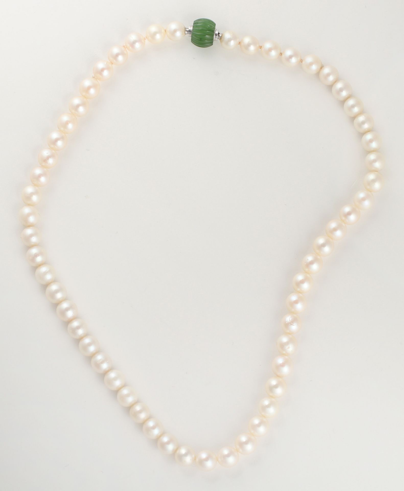 Zuchtperlcollier, aus 56 Perlen