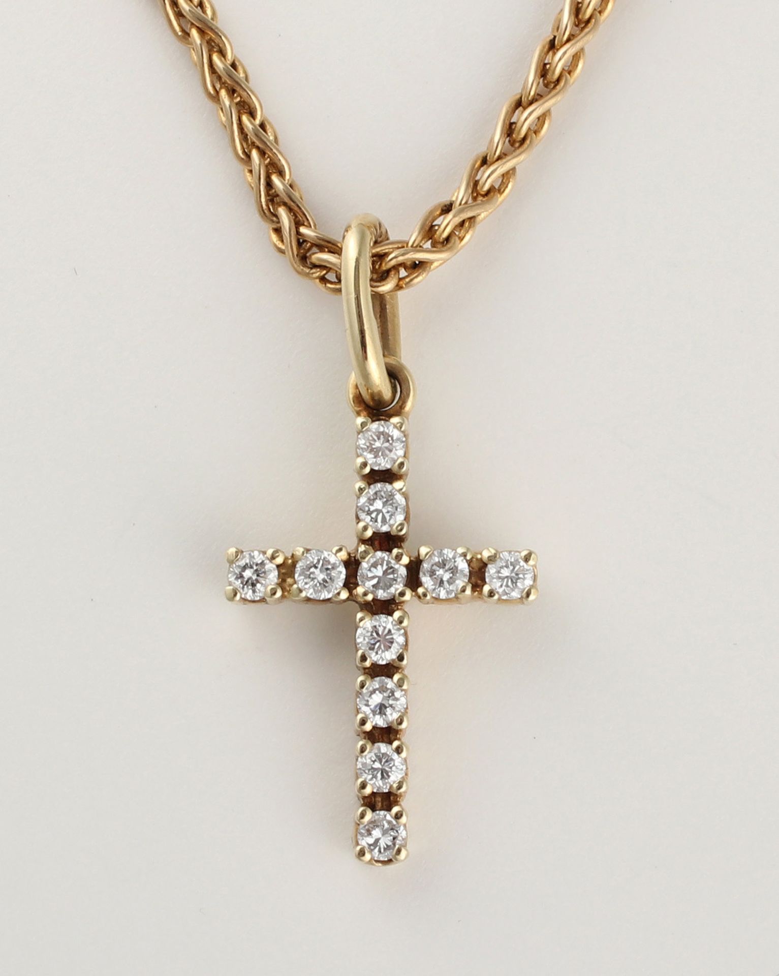 Collierkette mit Kreuzanhänger