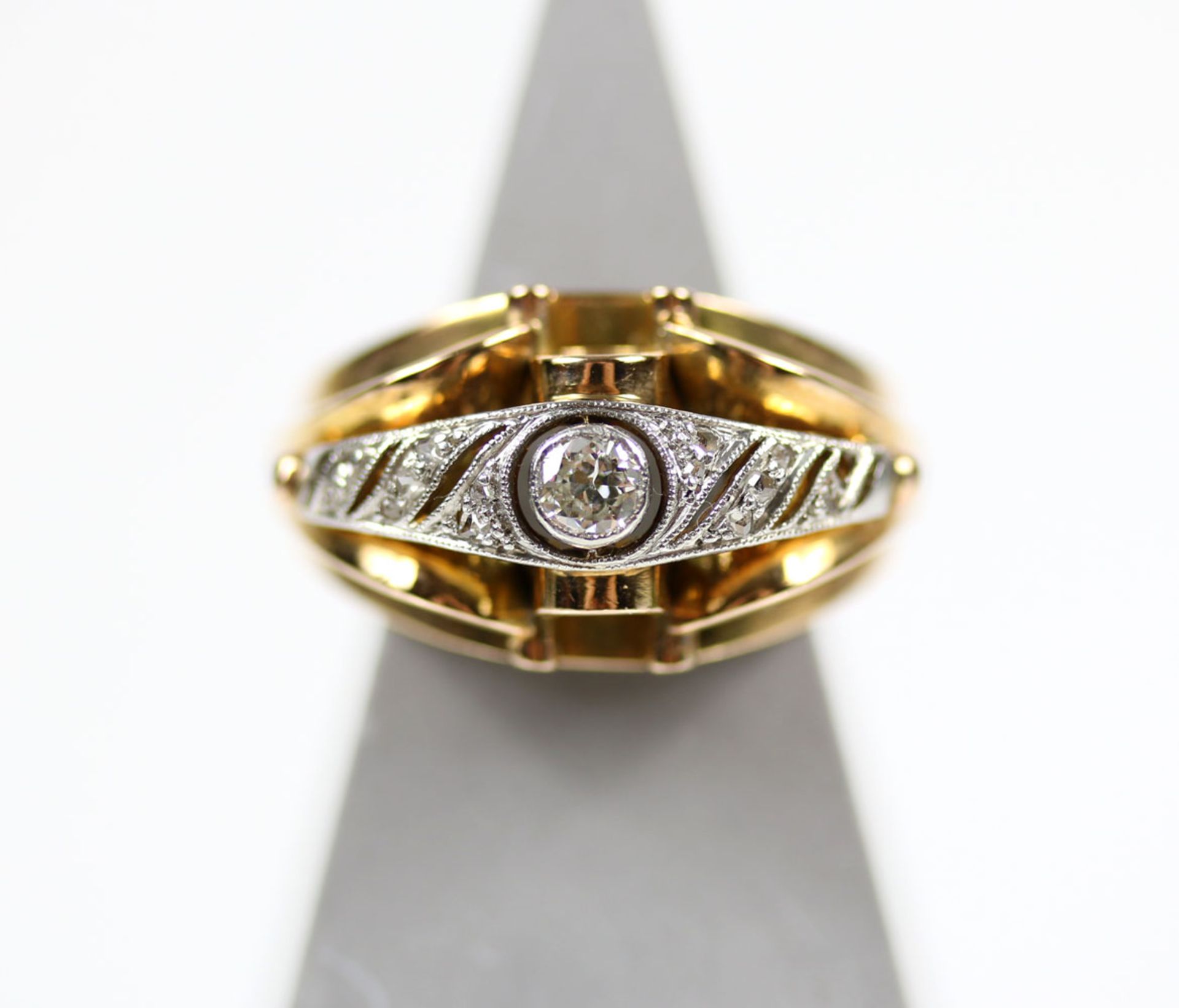Ring mit Altschliffdiamant