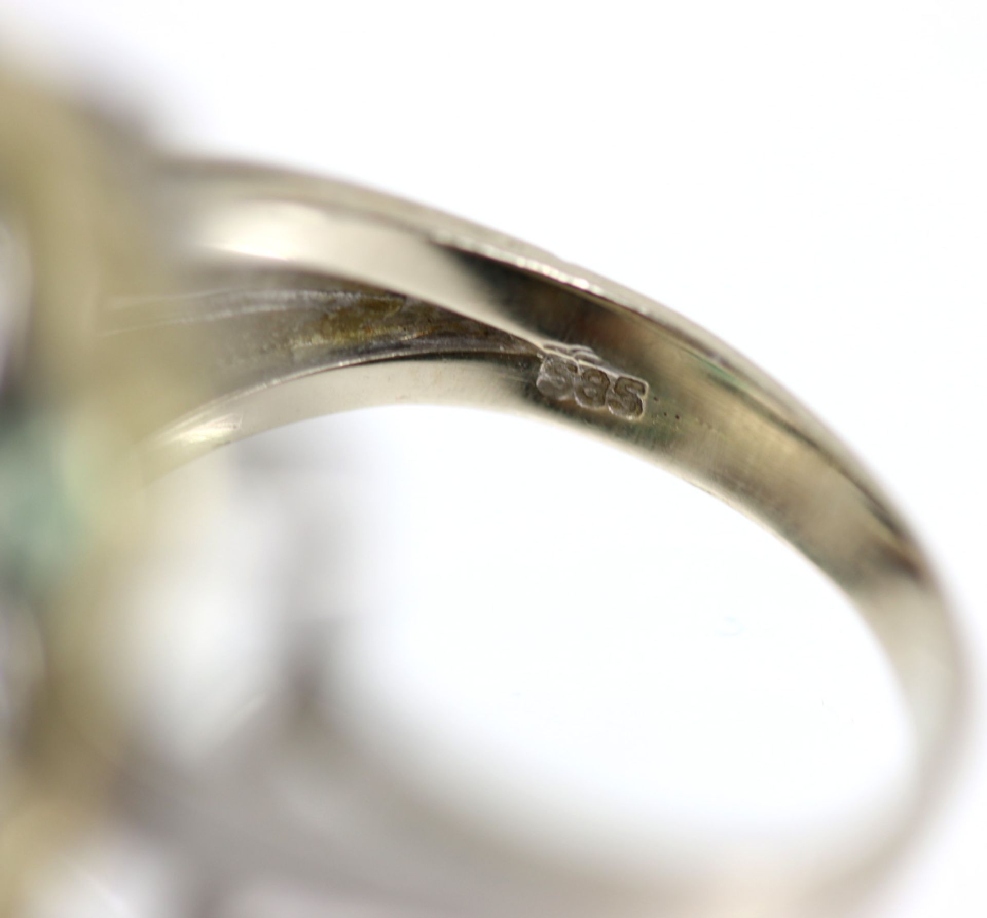 Ring mit Brillanten und Smaragden - Image 6 of 7