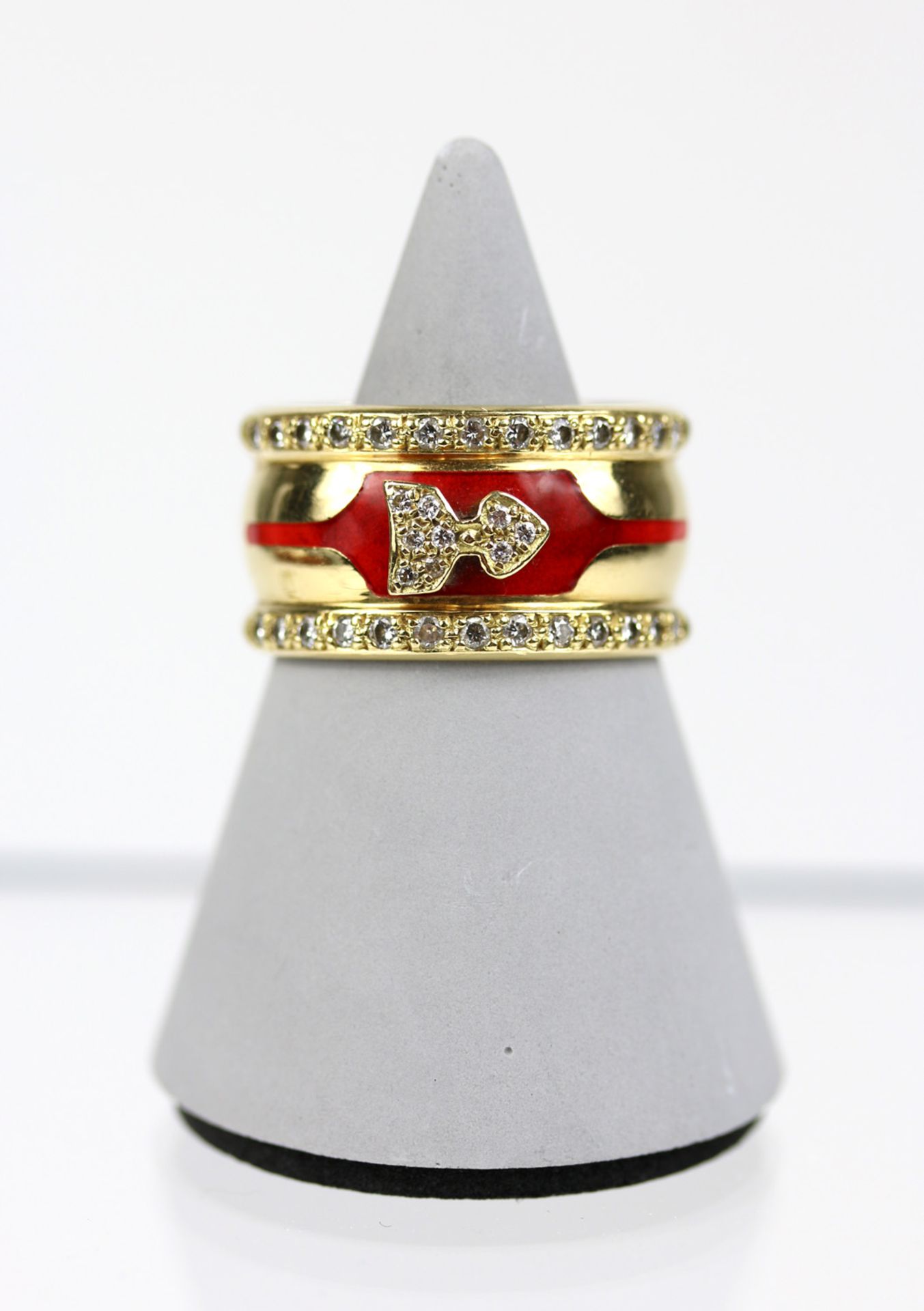 Ring mit Emaille und Brillanten