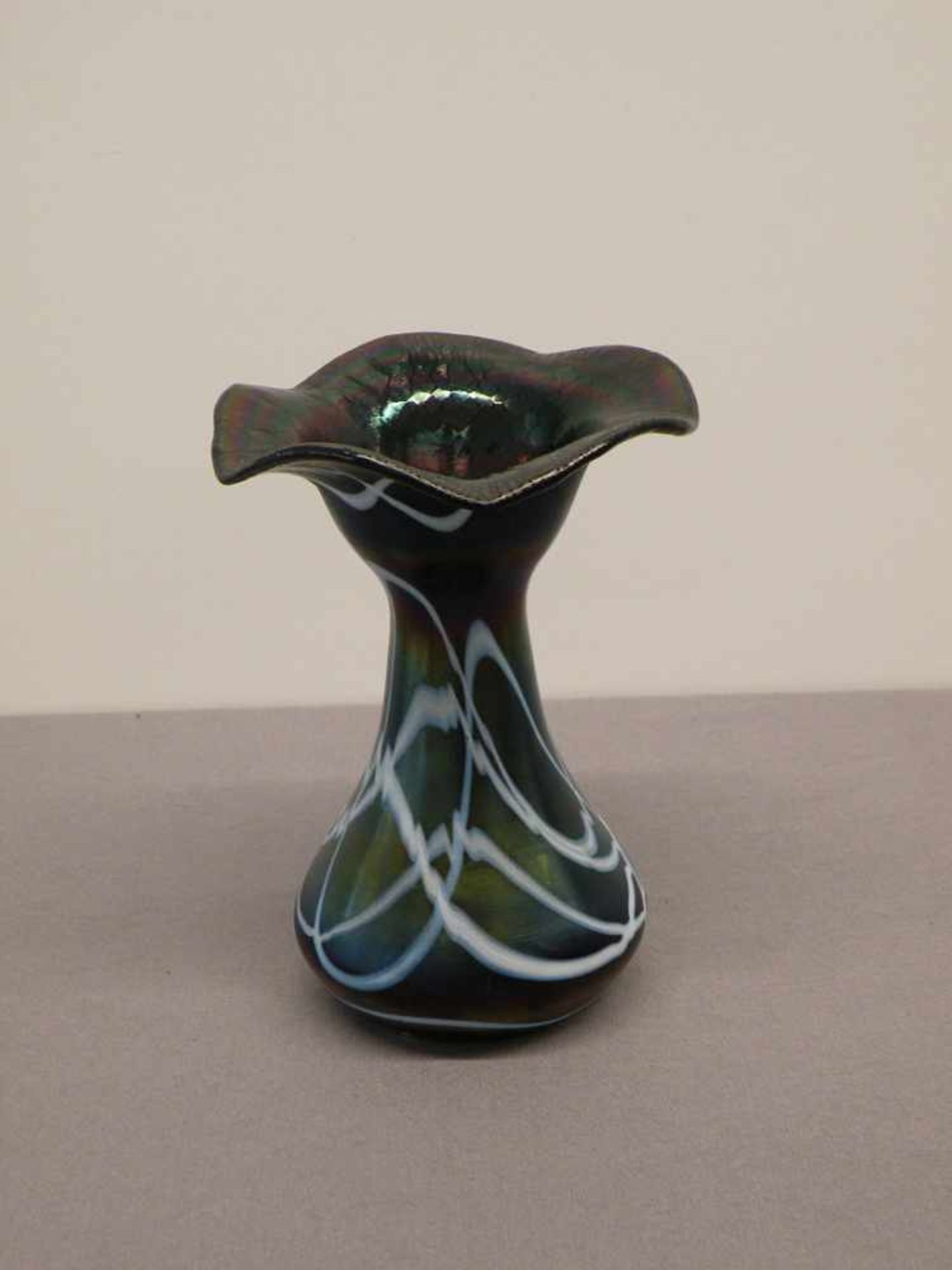 Art Jugendstil-Vase, 18 cm hoch