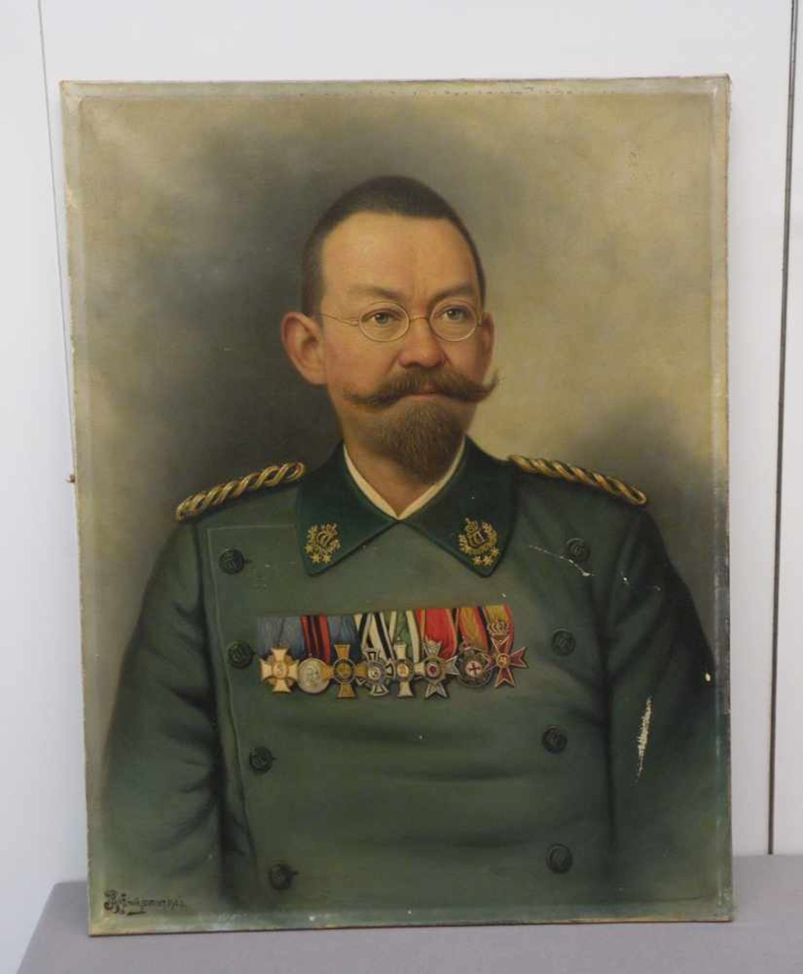 Ölgemälde auf Leinwand, G. Hoffmann, Stuttgart, Portrait in Uniform, 61x80 cm, mit Kratzer