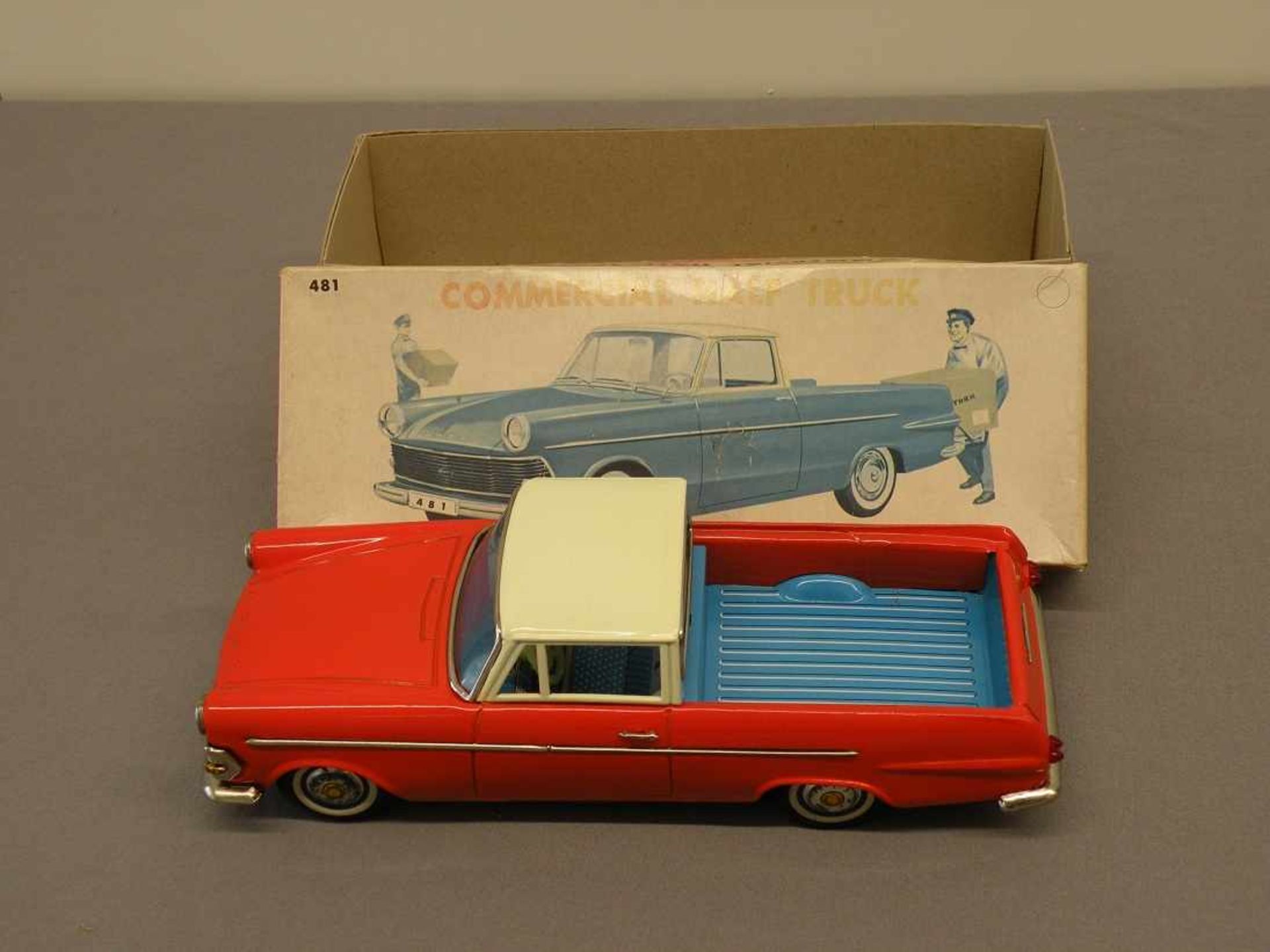 Opel Rekord mit Originalverpackung, 26 cm lang