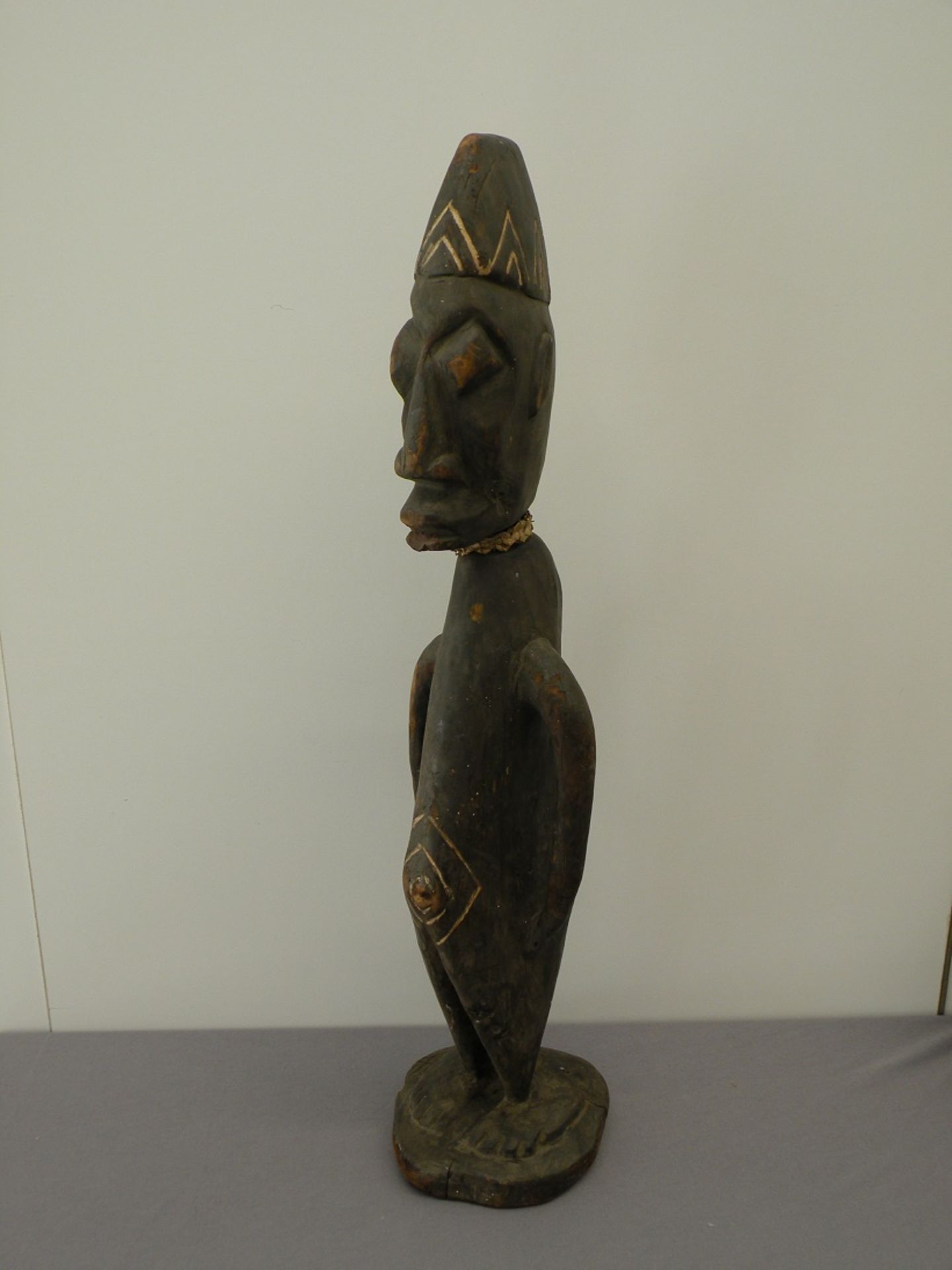 Holzfigur Afrika, alt, geschnitzt, 65 cm hoch