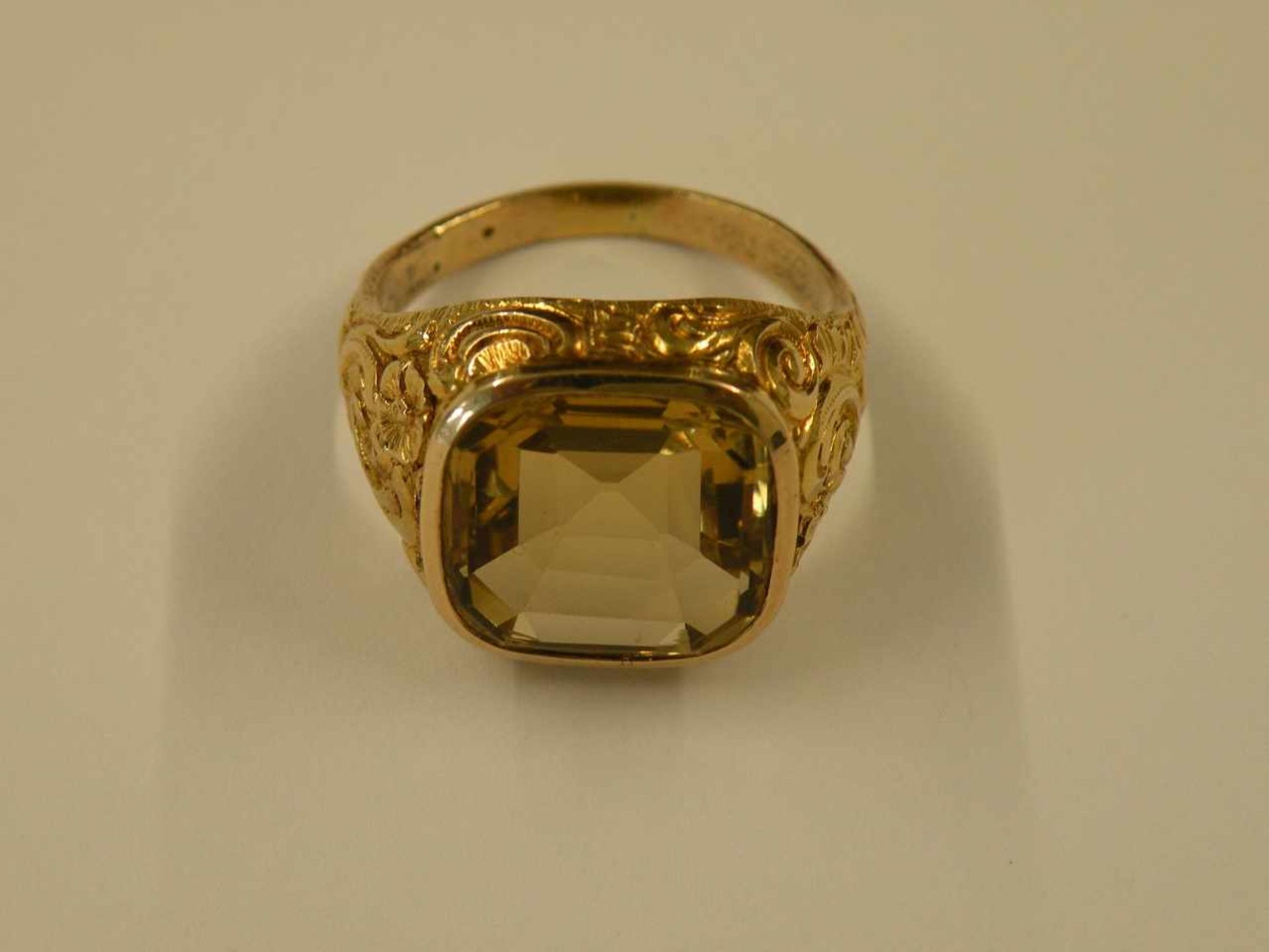 Herrenring 585 Gold, besetzt mit Citrin, ca. 11,5 g