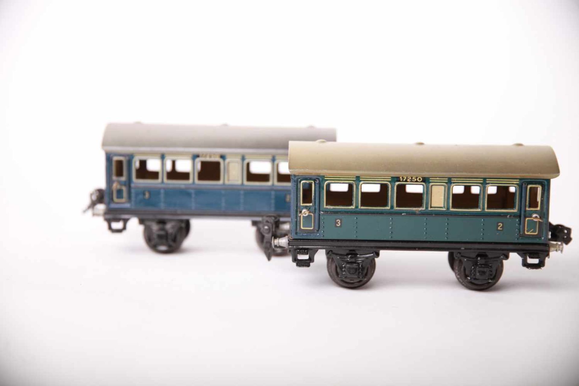 Märklin S 0, 1725 Personenwagen blau. L16,5cm, Z1-2