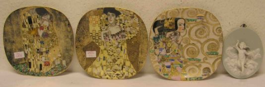 Drei Wandteller. Porzellan. Motiv: Gustav Klimt, 1990, Durchmesser: 21,5cm. Dazu: