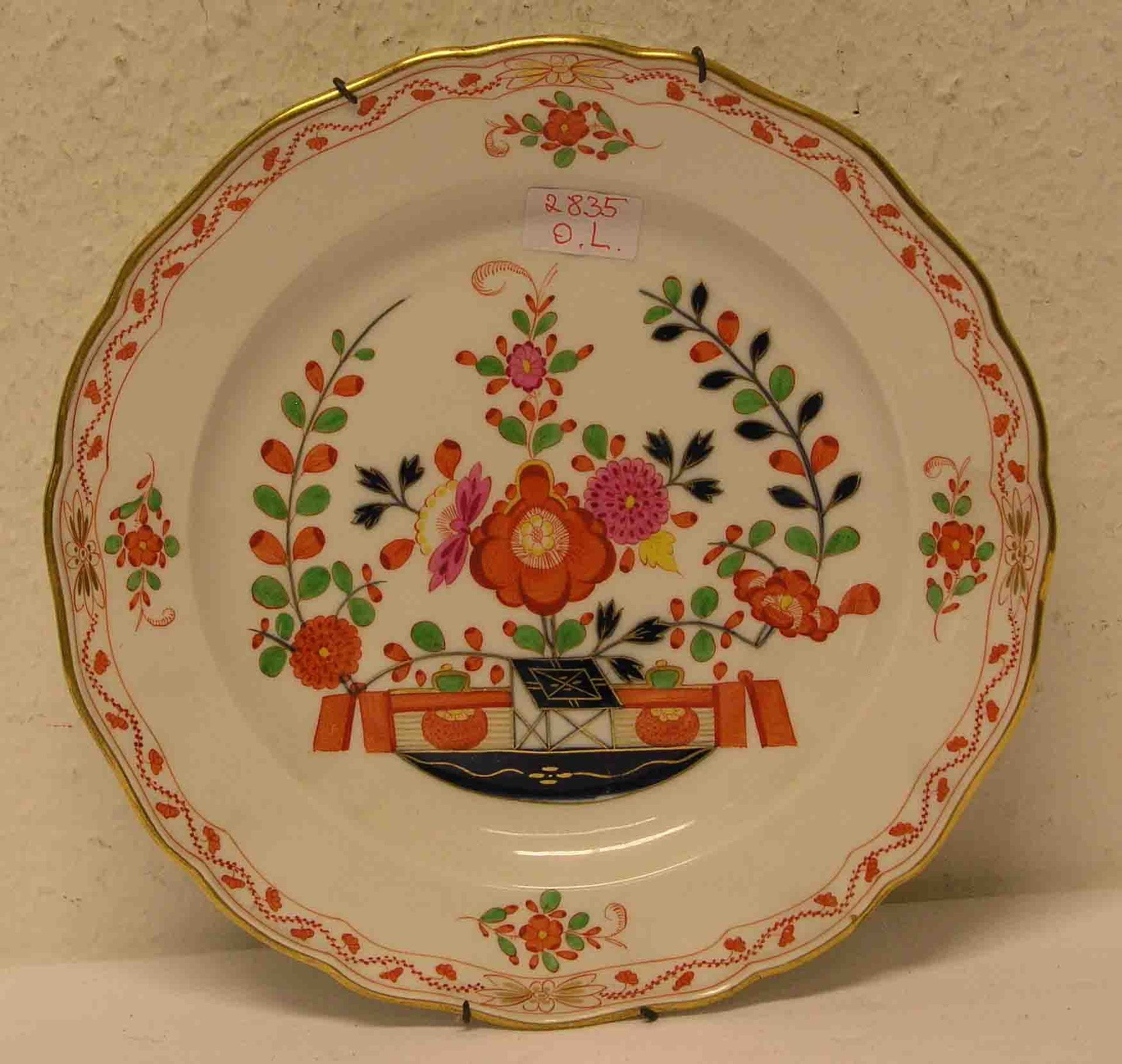 Teller, Porzellan, Meissen, 19. Jh., Schwerter Marke, 1. Wahl, asiatisches Dekor,Durchmesser: 25cm.