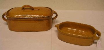 Thurnauer Keramik. Zwei Töpfe. Dabei: Doppelhenkeltopf mit Deckel und ovaler Topf.