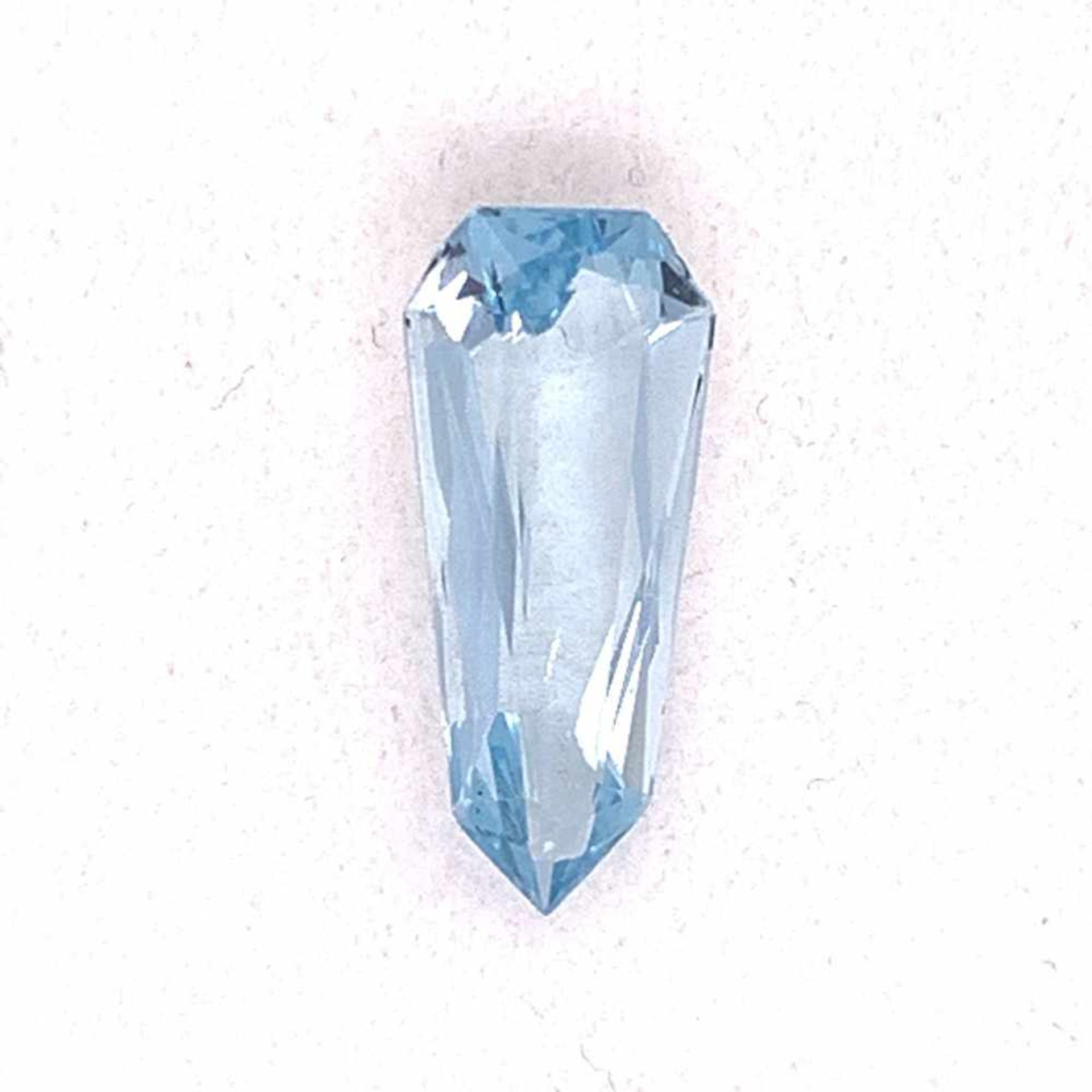 Aquamarin Aquamarin 3,72 ct Fantasie Schliff 17,61 x 6,04 - 7,87 h 7,77