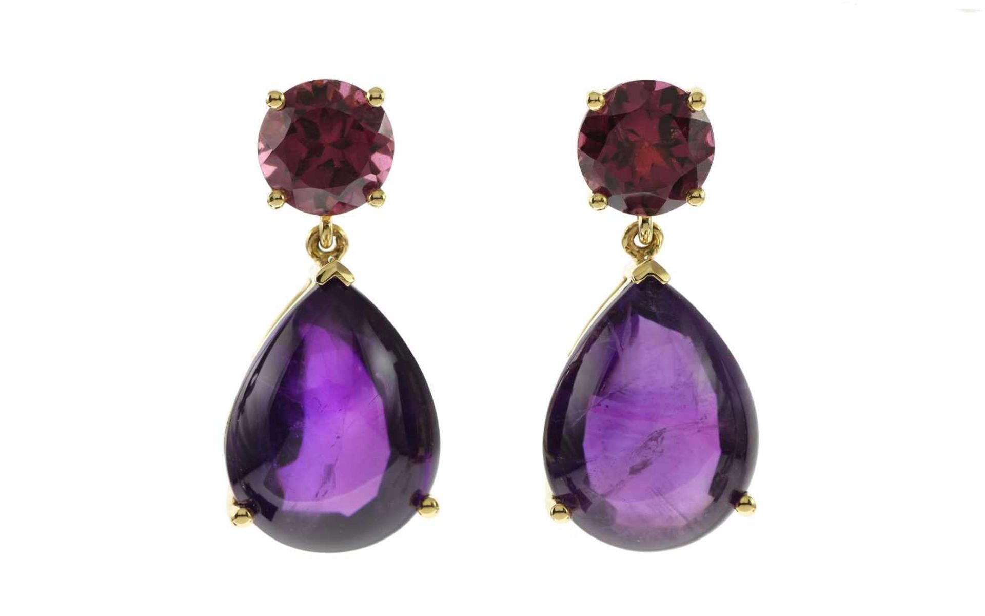 Ohrschmuck Ohrschmuck 18K GG mit Rhodolithen 3,41 ct und Amethysten 14,54 ct, Länge: 2,40 cm Total