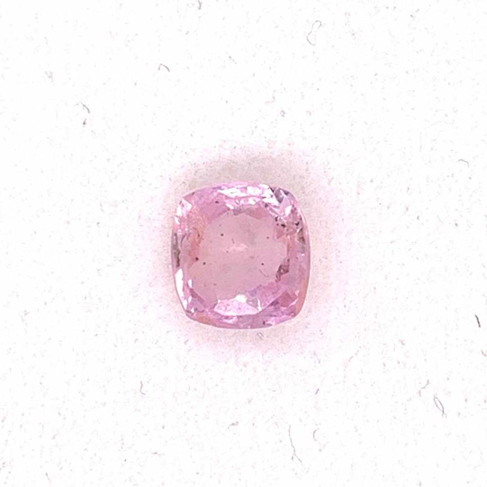 Saphir Saphir pink facettiert 2,83 ct 8,16 x 7,89 h 4,41 mm