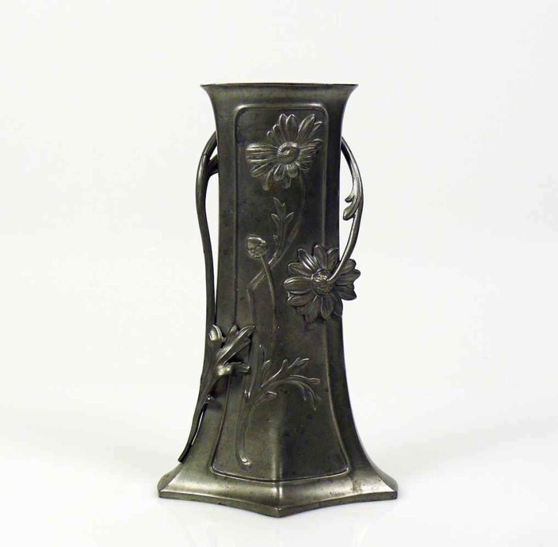 Jugendstil-Vase (um 1900)