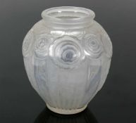 Art Deco-Vase (André Hunebelle, um 1930)<