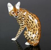 Sitzender Serval (Nymphenburg, 1914)