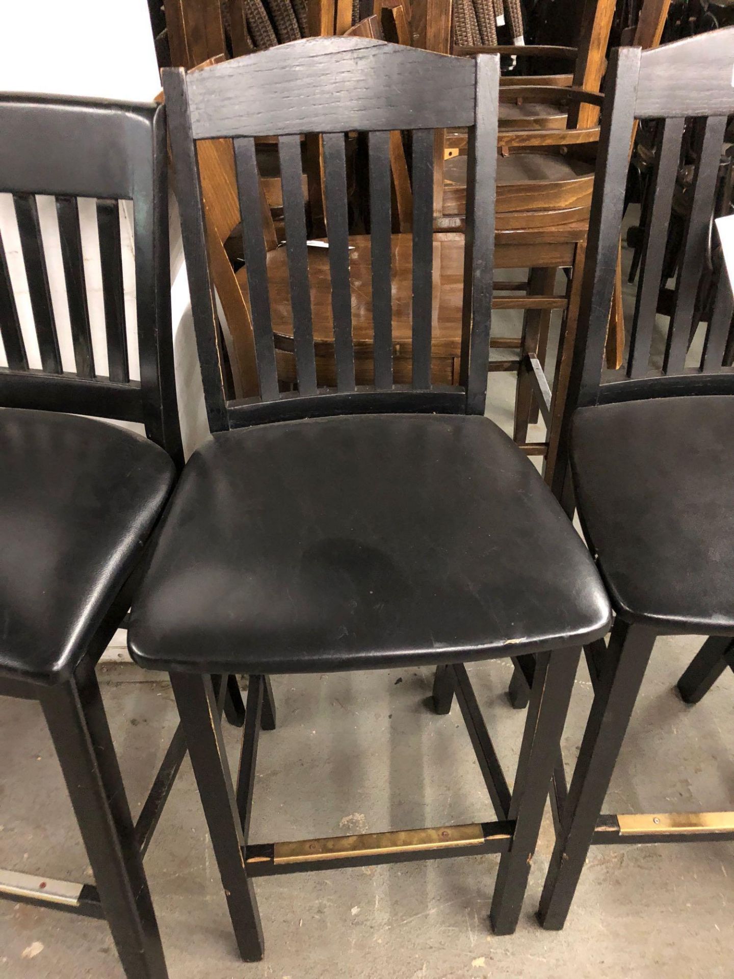 Assorted black stools and chair - Image 2 of 4