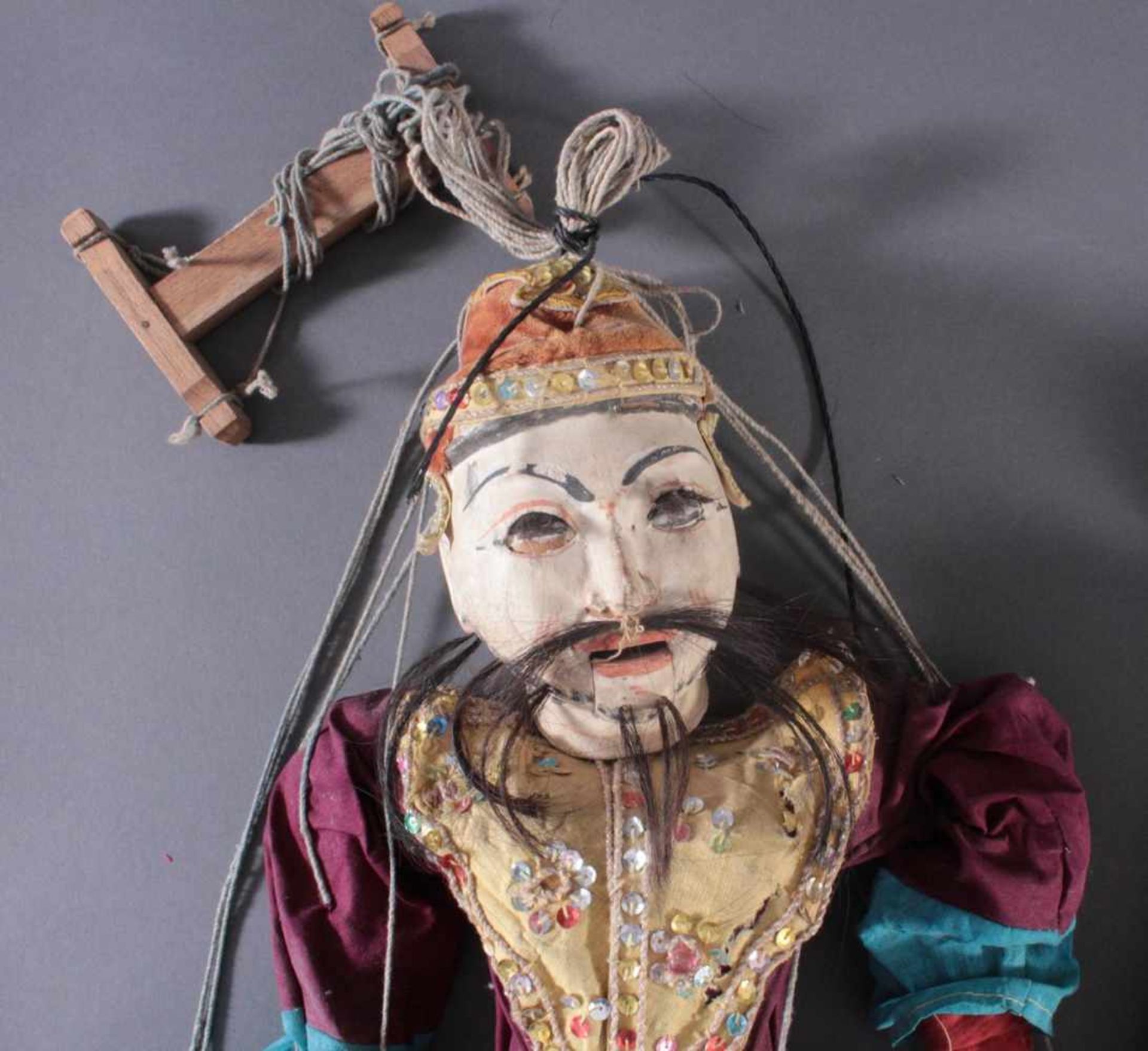 Paar indonesische Marionetten aus der 1. Hälfte des 19. Jh.< - Image 4 of 6