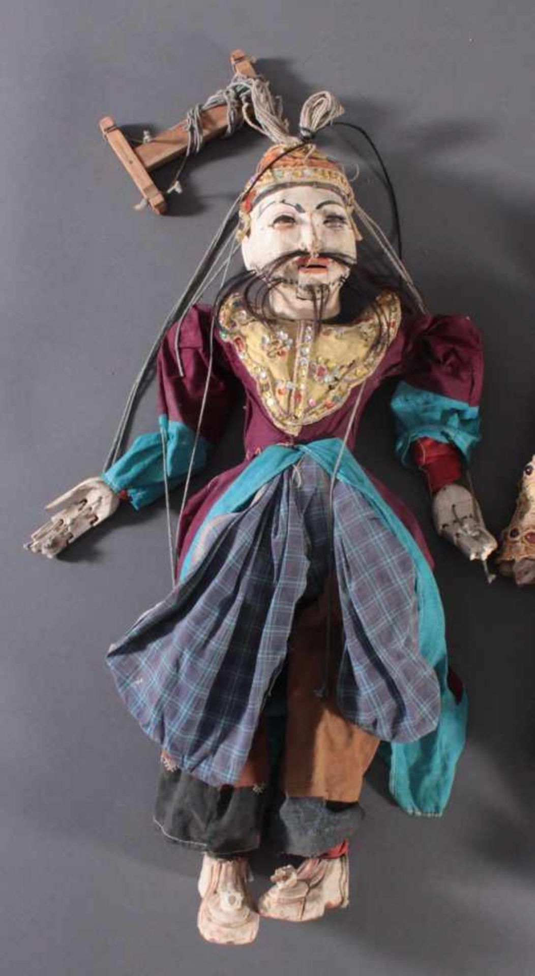 Paar indonesische Marionetten aus der 1. Hälfte des 19. Jh.< - Image 3 of 6