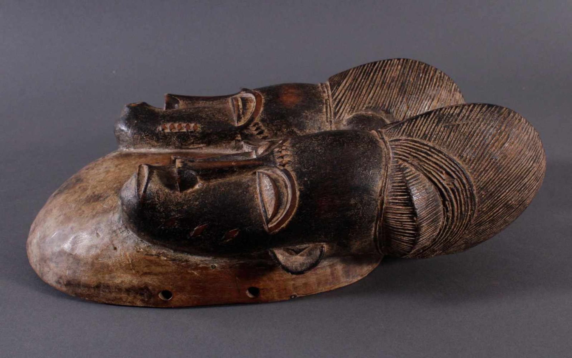 Antike Zwillingsmaske der Baule, Elfenbeinküste, 1. Hälfte 20. Jh.<b - Bild 3 aus 4