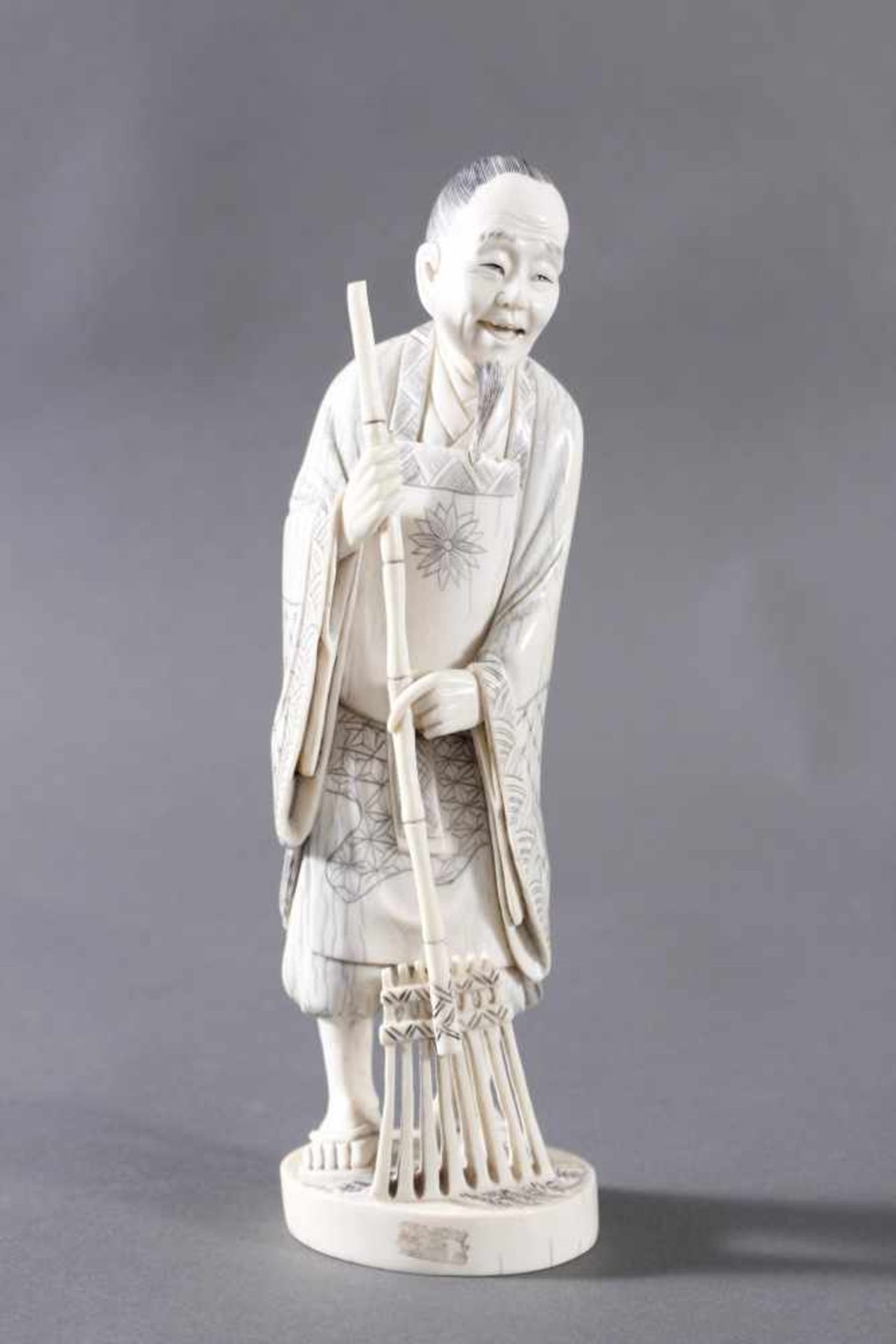 Elfenbeinfigur, Japan um 1900